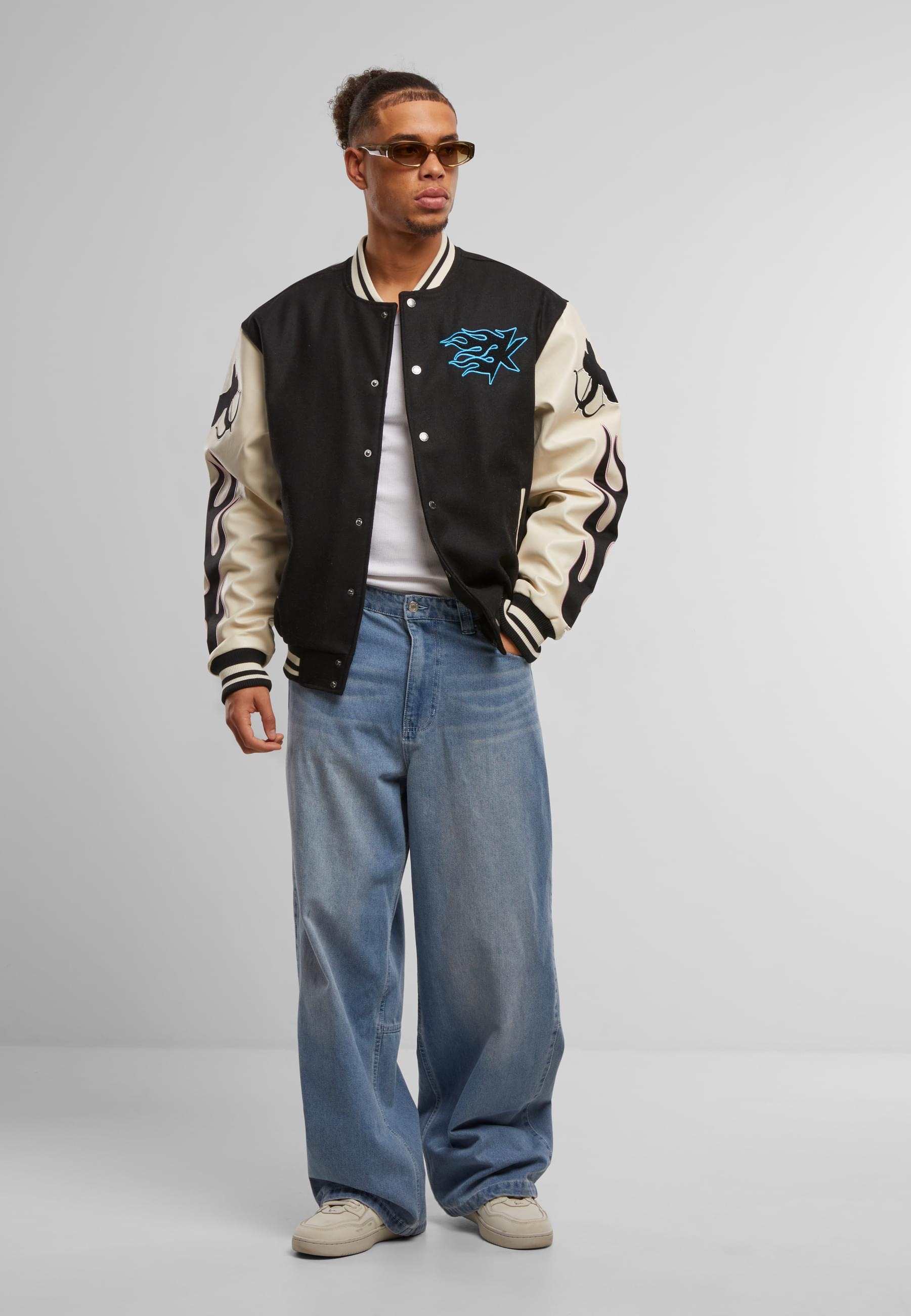 Karl Kani Collegejacke »Karl Kani Kani Amor Flames College Jacket«, (1 St.), ohne Kapuze