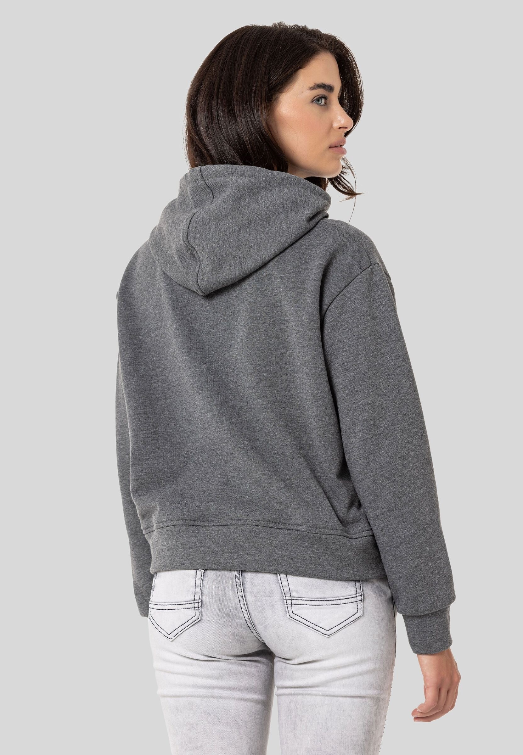 Cipo & Baxx Sweatshirt »SWEATSHIRT«, ein sportlich-lässiges Kleidungsstück