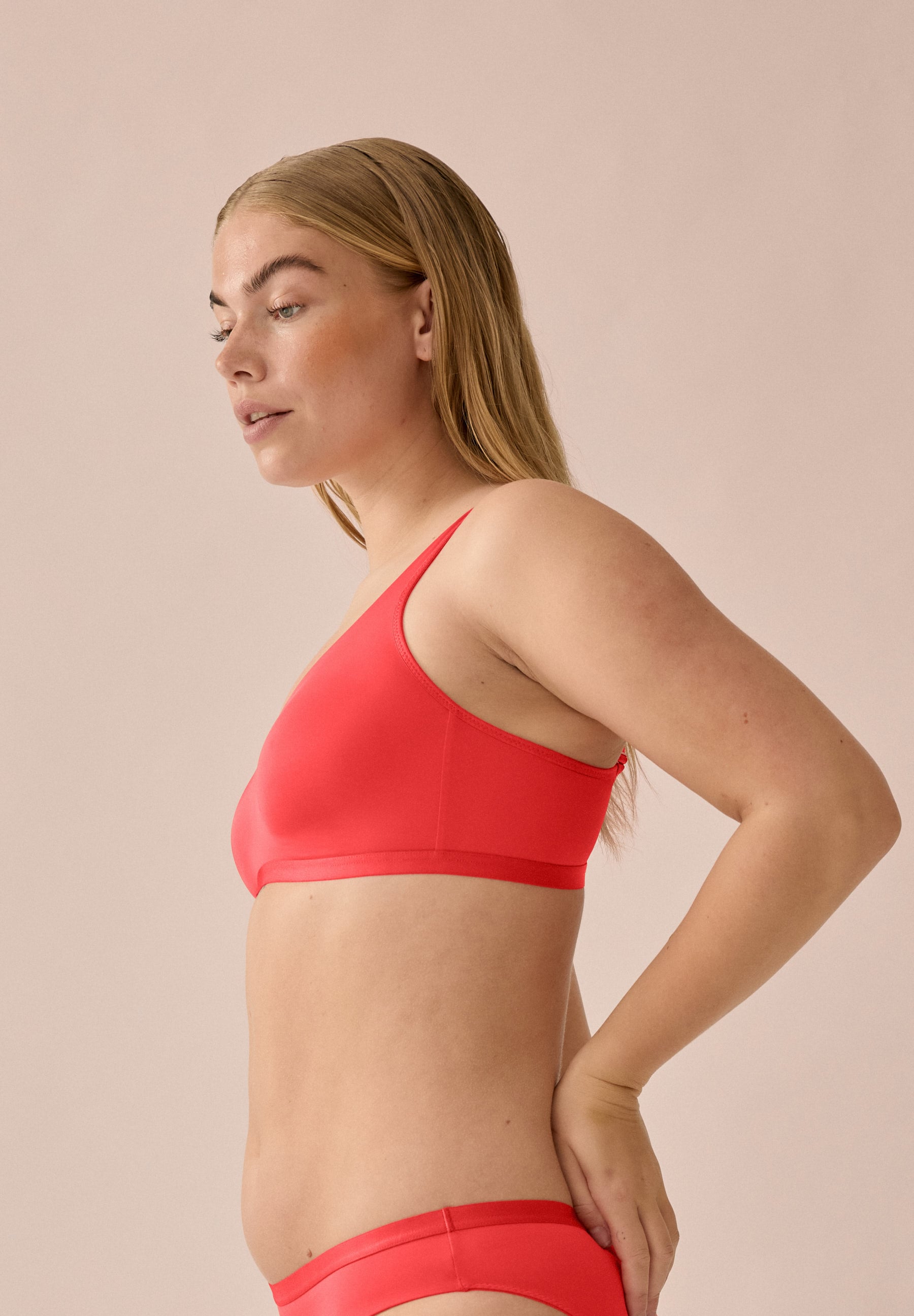 Naturana Minimizer-BH »The Thursday« 1 Stk. ohne Bügel, breite Träger, basic, bequem, weich, Entlastungsträger