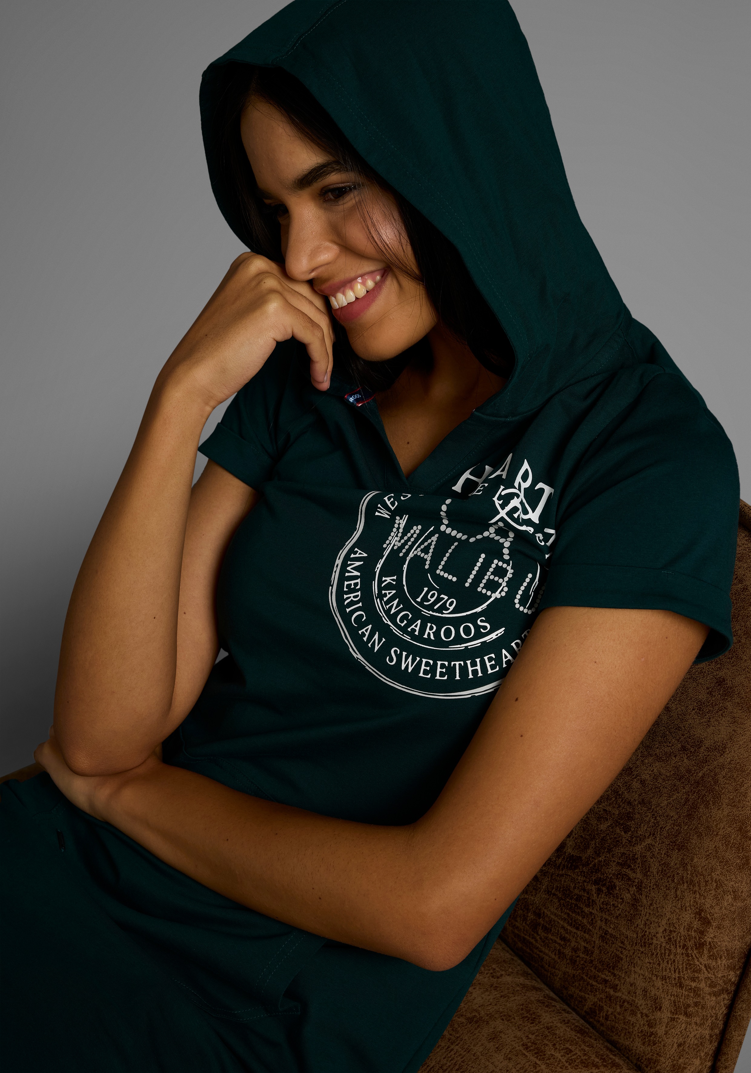 Thumbnail - KangaROOS Sweatkleid aus weichem Jersey mit Kapuze - NEUE KOLLEKTION