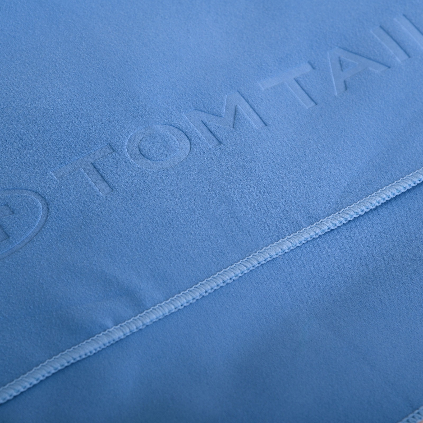 TOM TAILOR HOME Sporthandtuch »Fitnesstuch COLOR BATH«, (1 St.), Logo Prägung, Mikrofaser, weich, schnell trocknend
