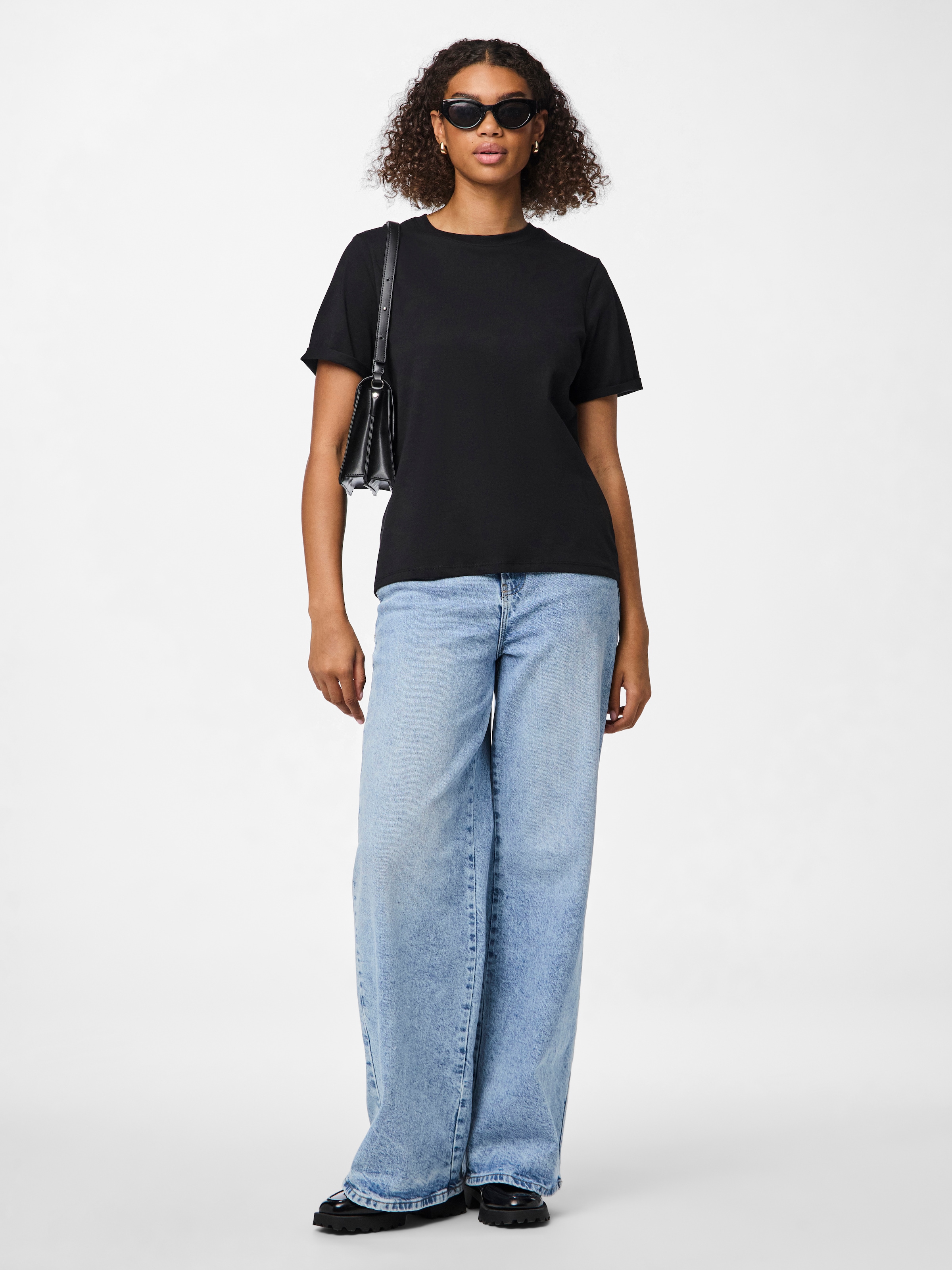 pieces Rundhalsshirt »PCRIA SS FOLD UP SOLID TEE NOOS BC«