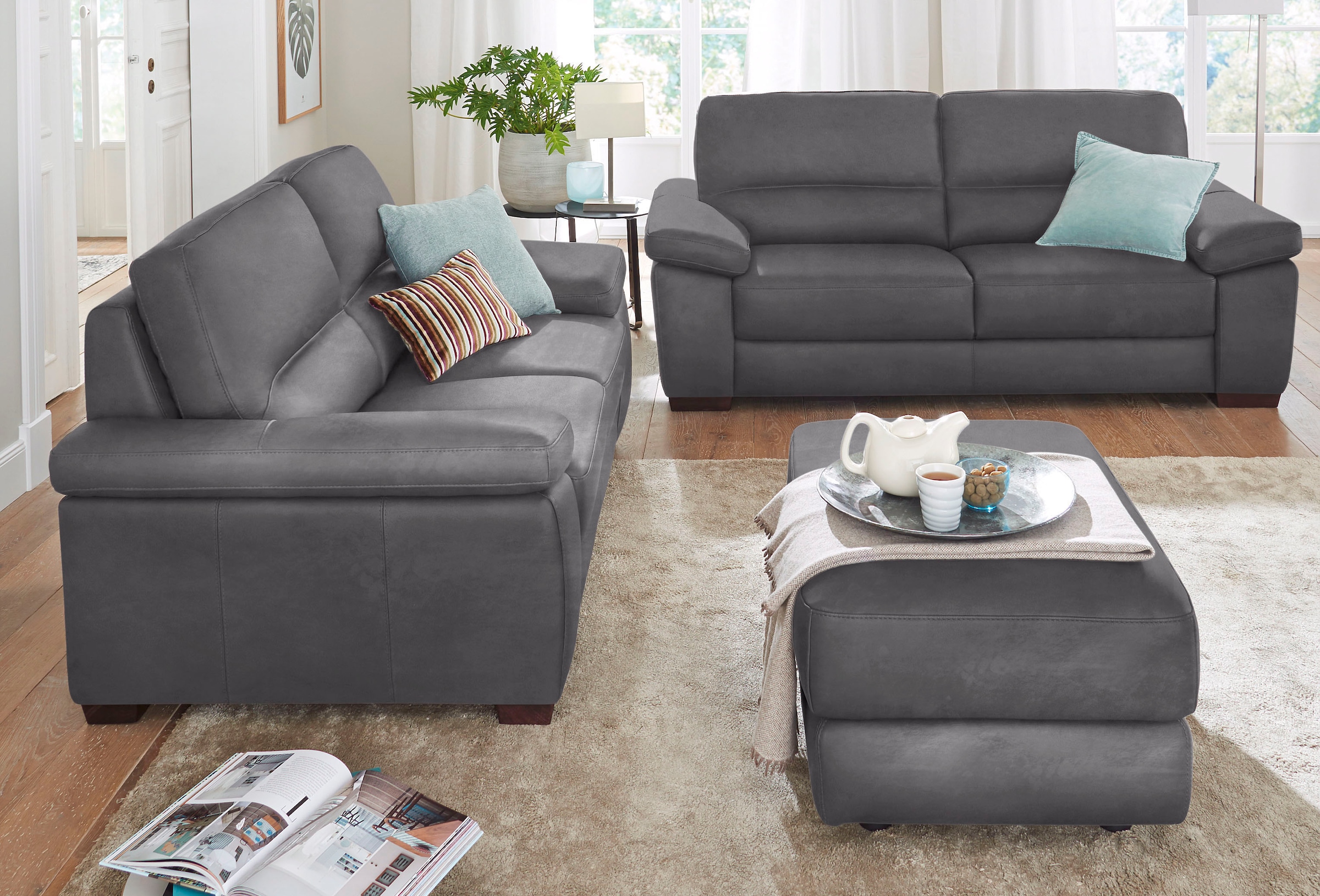 CALIA ITALIA 3-Sitzer »Gaia, Sofa im edlen Design und mit erstklassigem Sitzkomfort«, aus pflegeleichtem Luxus-Microfaser Ginevra Hydro Care