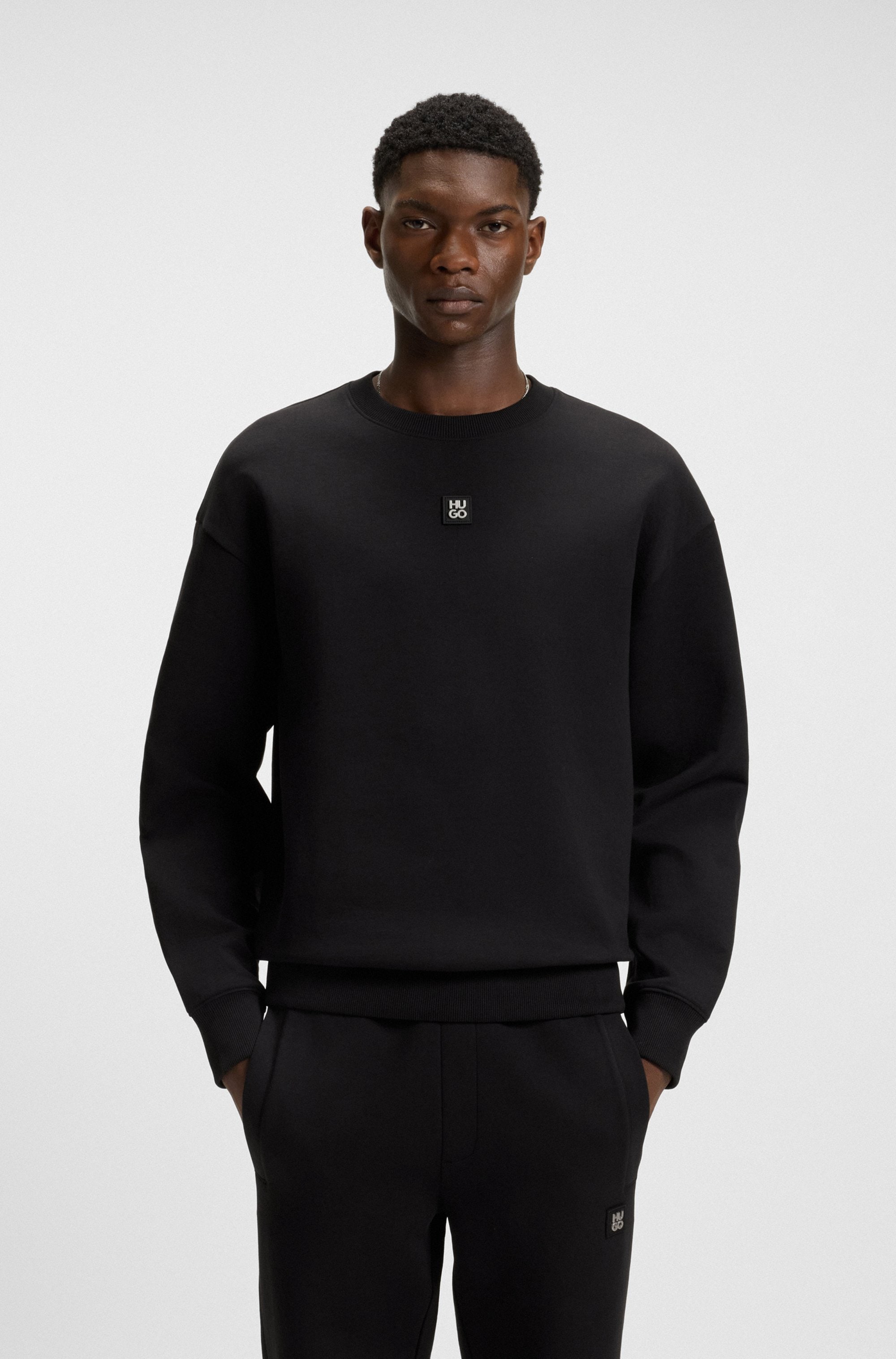 HUGO Sweatshirt »Dettil Metal Logo«, Relaxed Fit, Premium Serie, Soft Finish Innen
