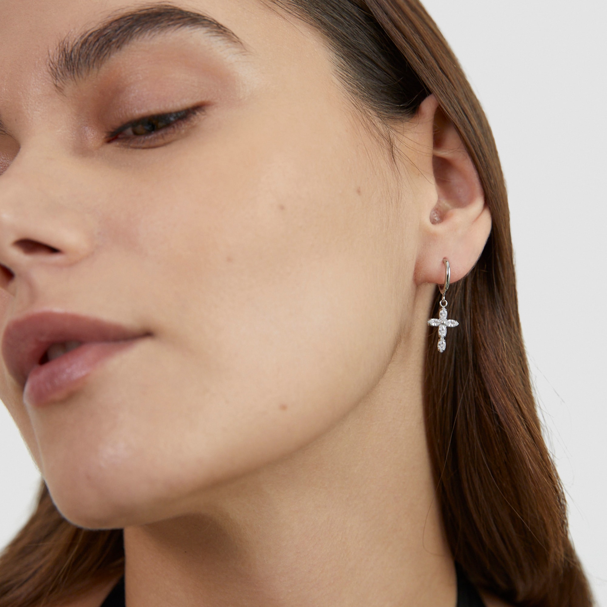 Tamaris Paar Ohrhänger »Cross, Kreuz-Design«