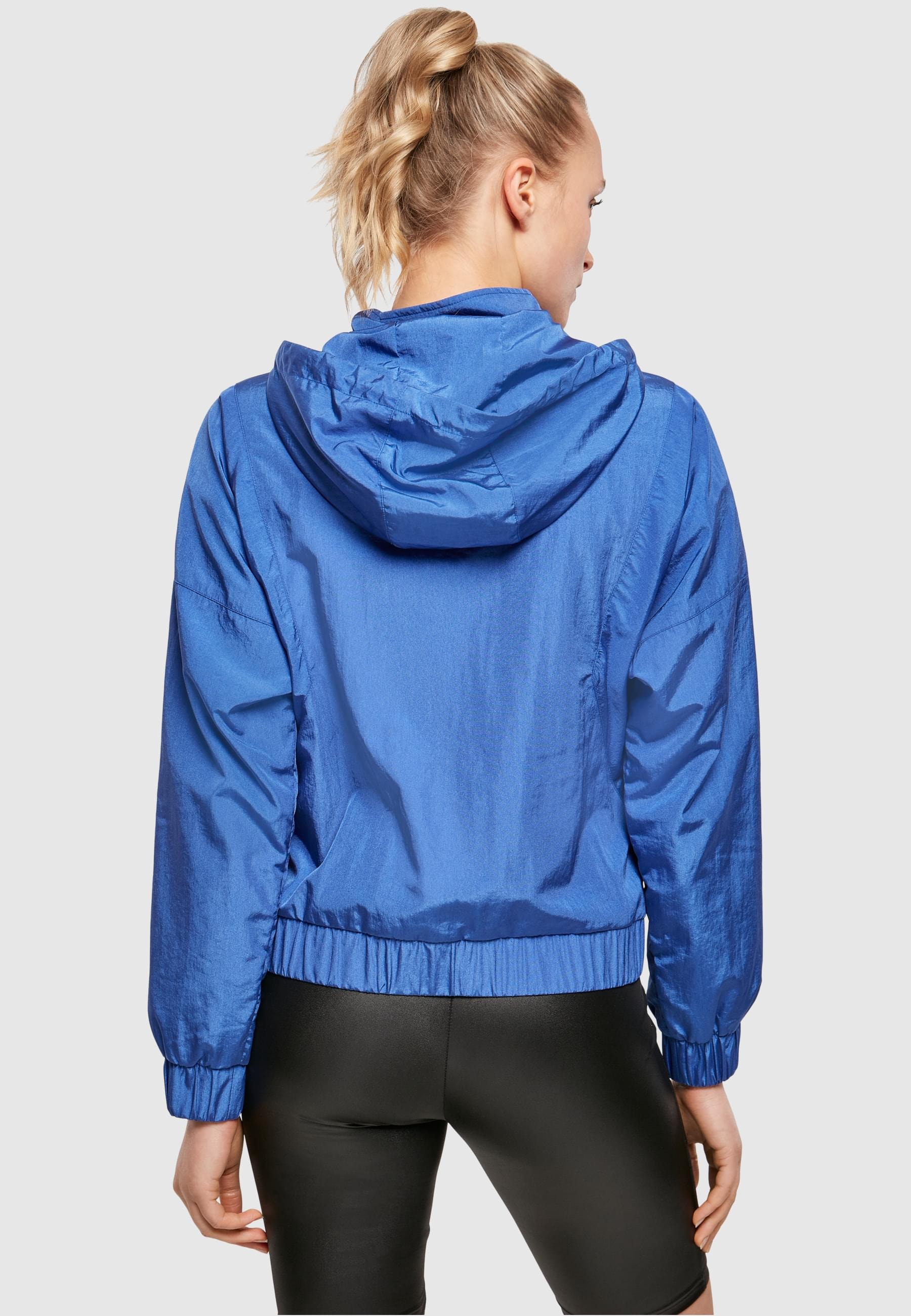 URBAN CLASSICS Allwetterjacke »Urban Classics Damen Ladies Oversized Shiny Crinkle Nylon Jacket«, (1 St.), mit Kapuze