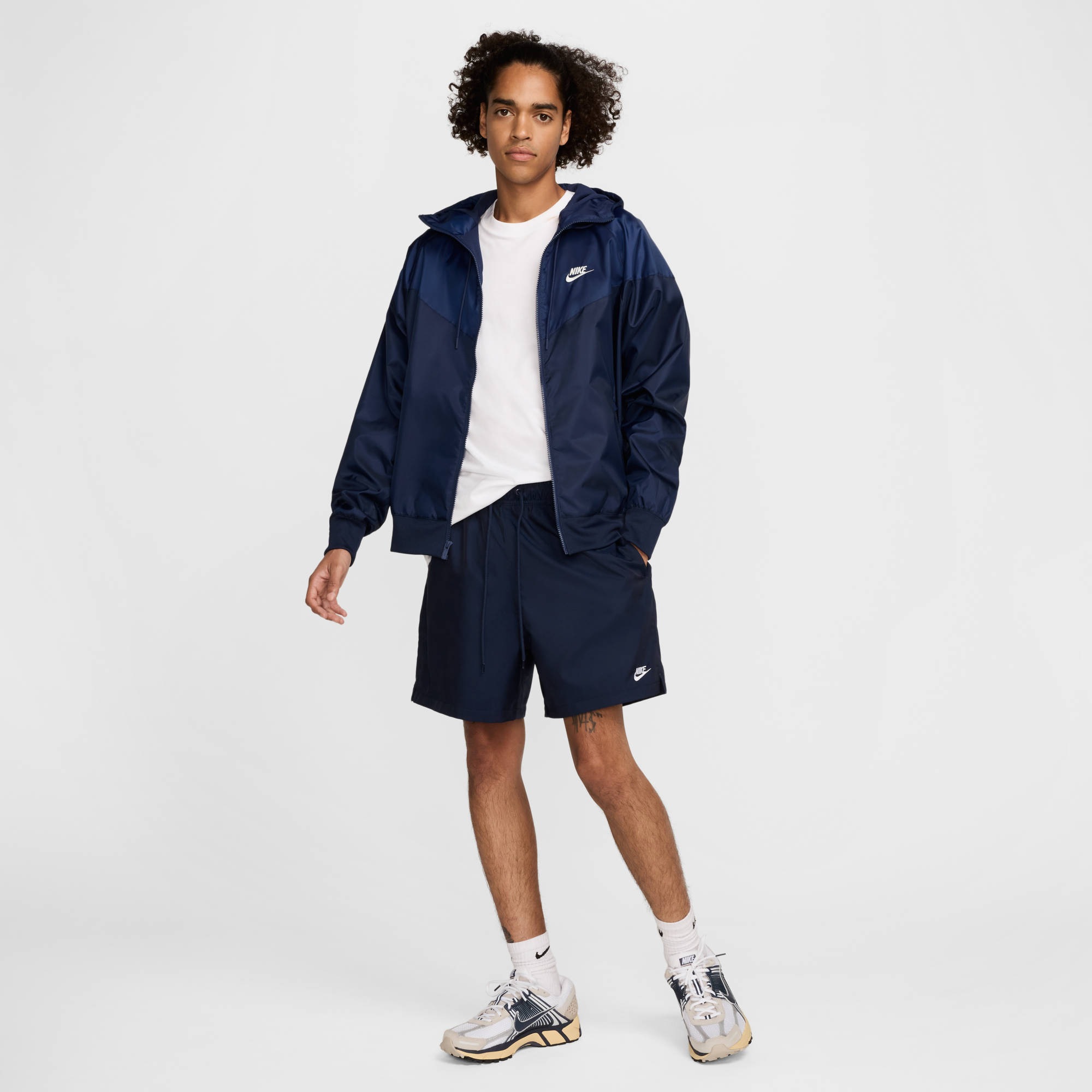 Nike Sportswear Shorts »Nike Club Men's Woven Flow Shorts«  sportliche Shorts, mit elastischem Bund und Kordelzug