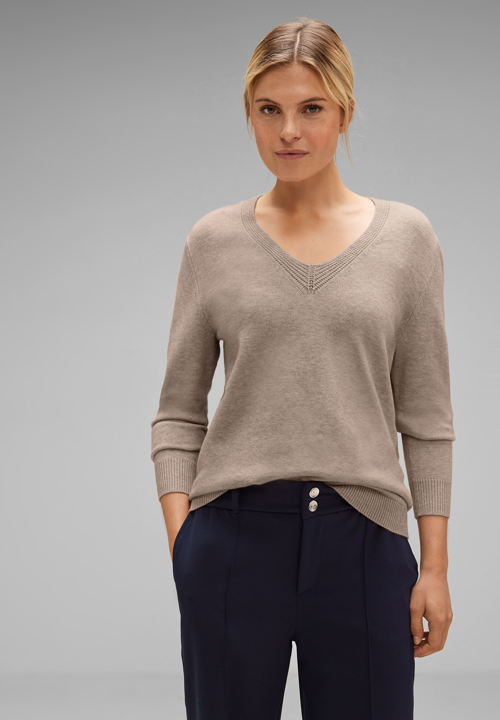 V-Ausschnitt-Pullover, in Melange Optik