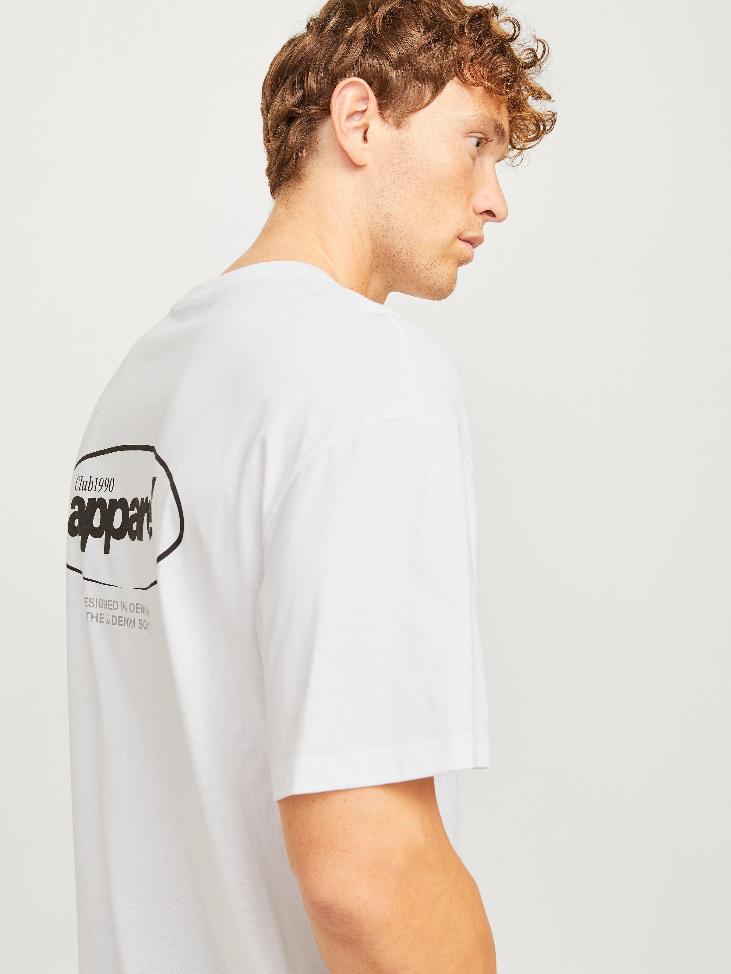 Jack & Jones Rundhalsshirt »JJEBRADLEY GRAPHIC TEE SS O-NECK NOOS«, mit Front und Back Print