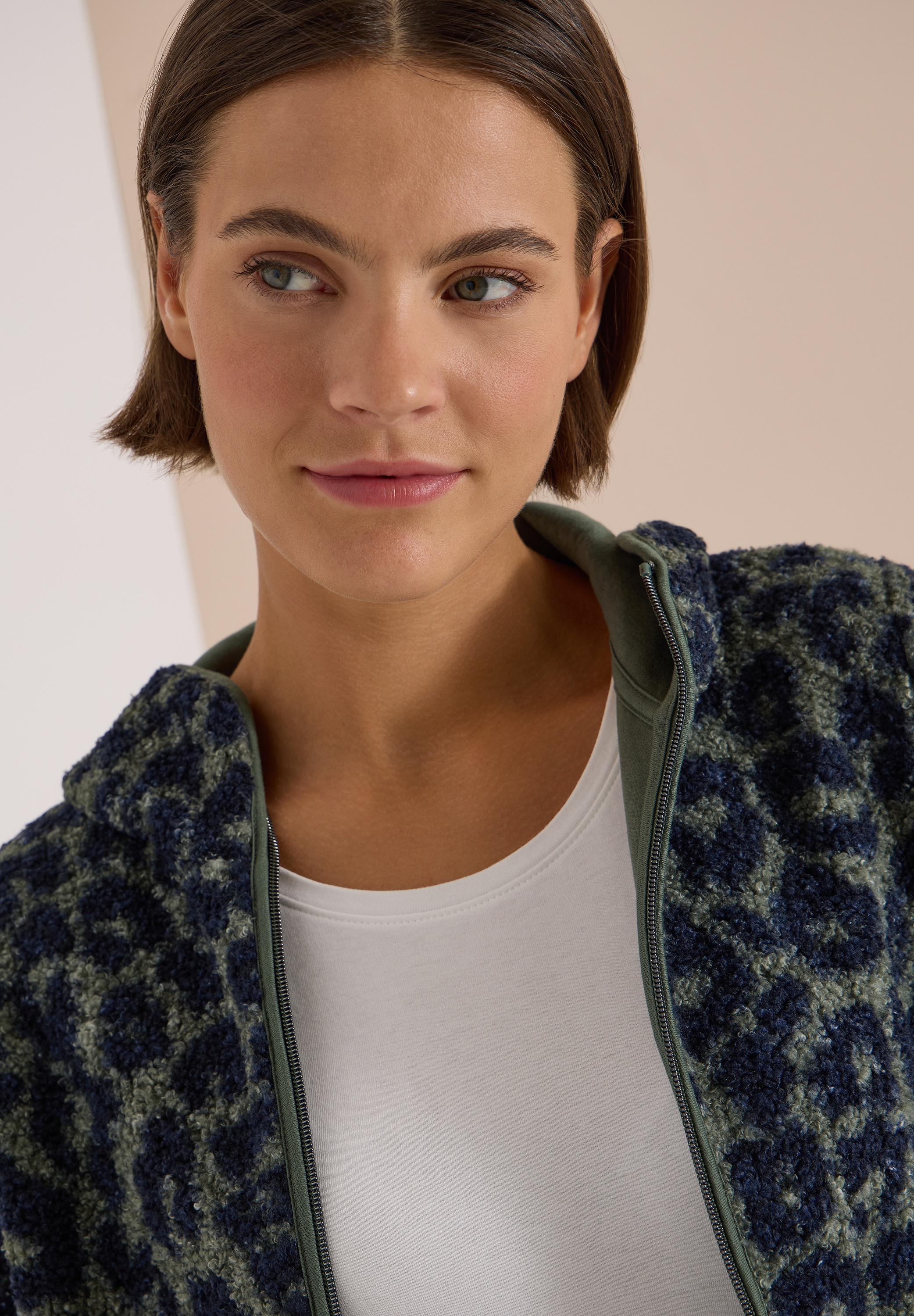 Cecil Kapuzenplüschjacke mit Kapuze mit Kapuze, Animal Print