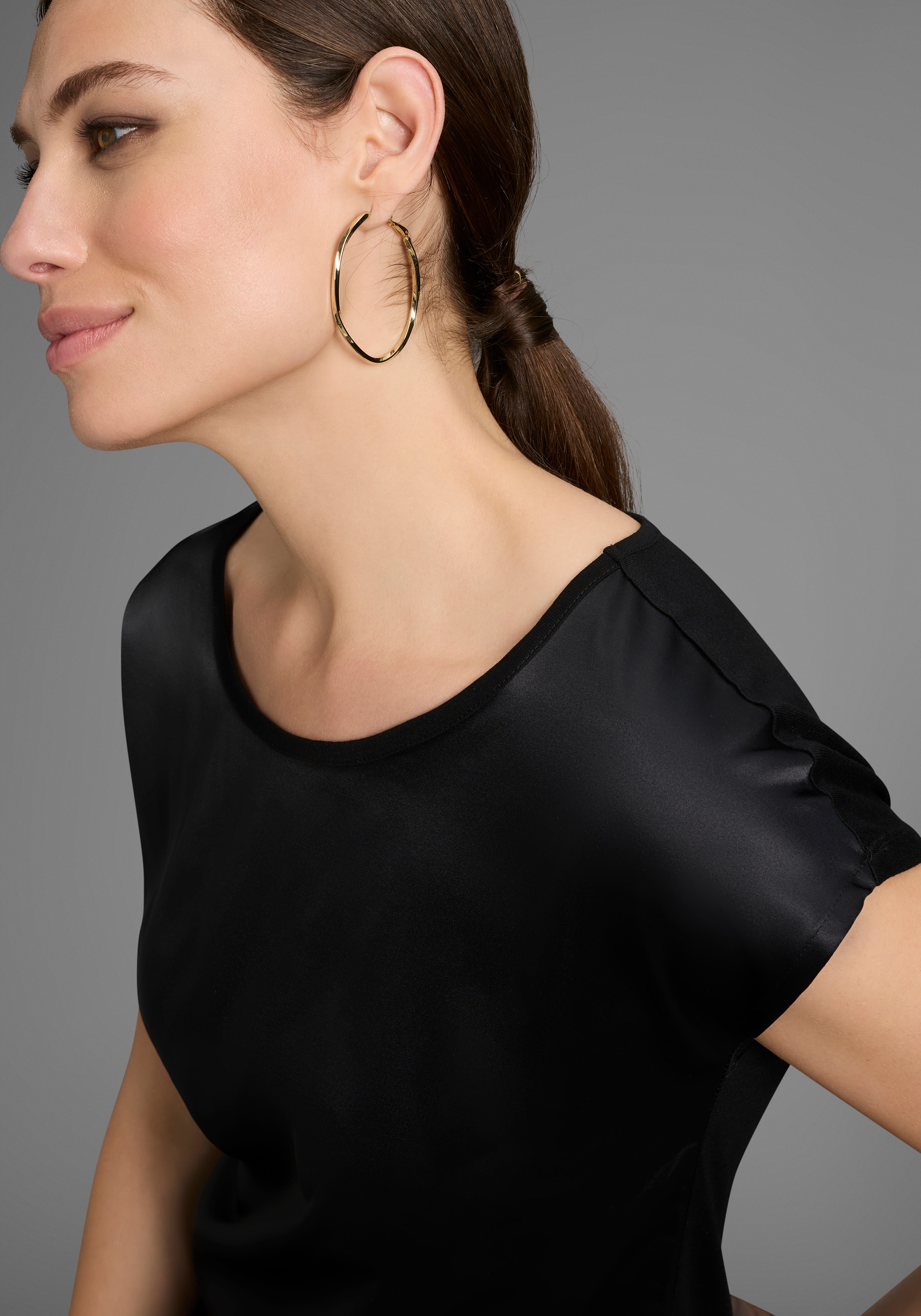 Thumbnail - Laura Scott Shirtbluse Oversize, Kurzarm, hüftlange Schnittform, Rundhalsausschnitt