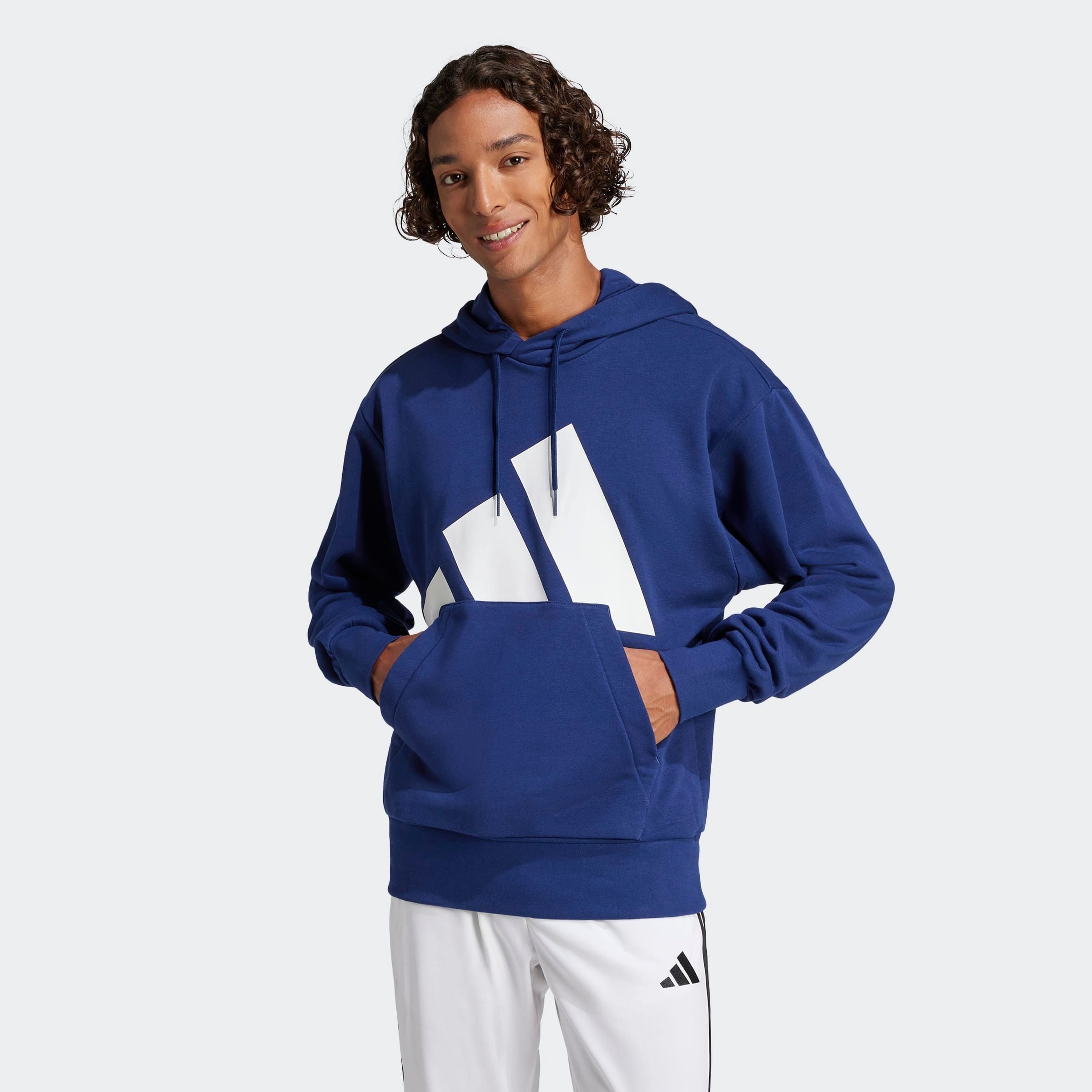 adidas Sportswear Kapuzensweatshirt "ESSENTIALS BIG LOGO FRENCH TERRY HOODIE", mit angesetztem Bündchen am Rumpfabschluss