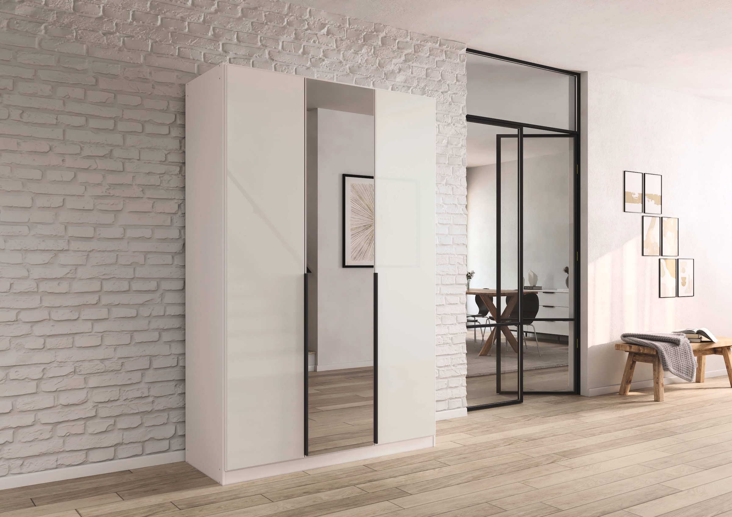 rauch Drehtürenschrank »Kleiderschrank Kleiderschränke Schrank Garderobe AGORDO mit Glasfront«, (in zwei Griff-Farben), durchdachte Innenausstattung, in 6 Breiten und 2 Höhen MADE IN GERMANY