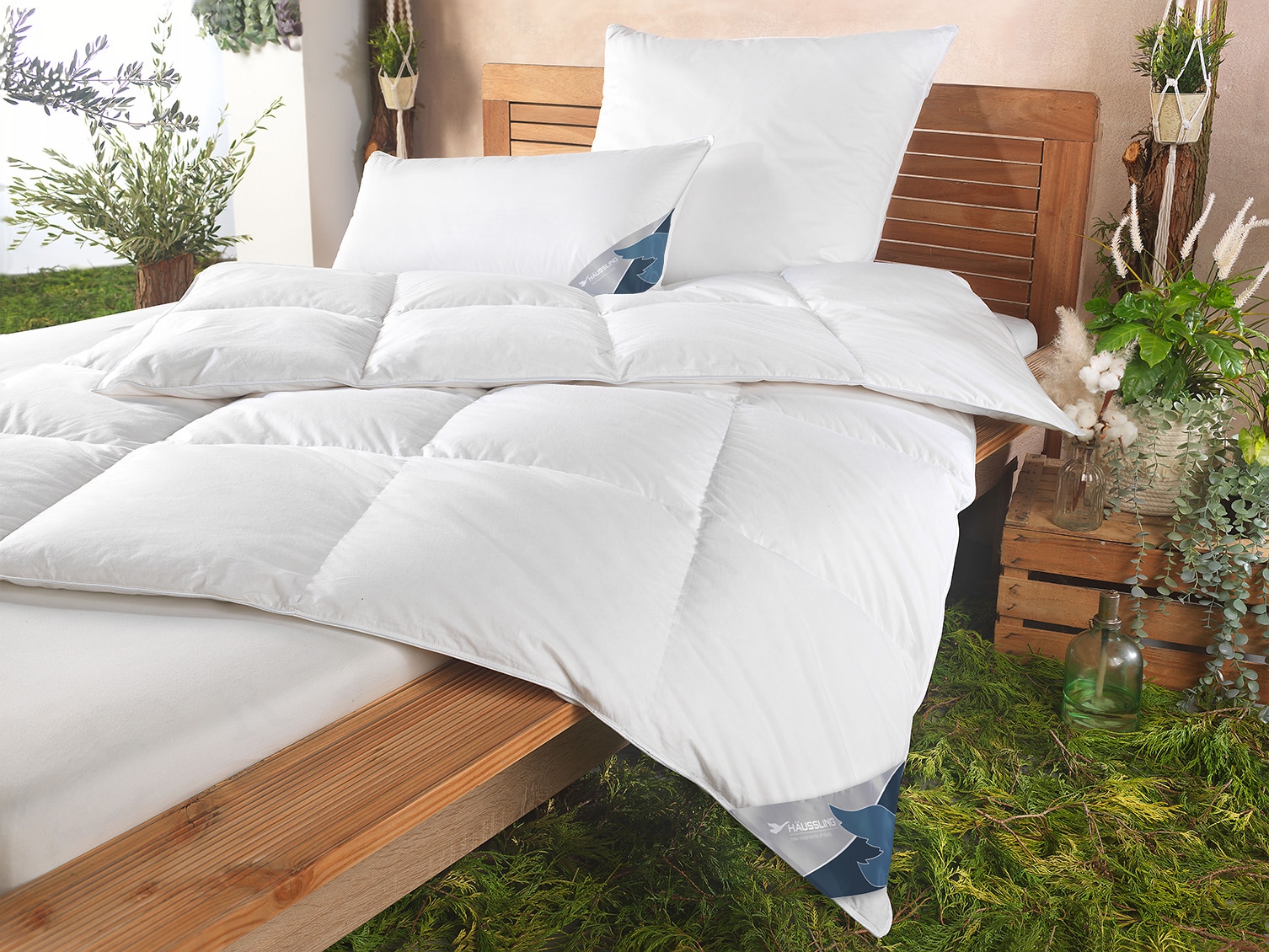 Haeussling Daunenbettdecke "GRÖNLAND Made in Green" warm Füllung neue, weiße 90% Daunen/10% Federn, Kl. 1 1 Stk. tlg. hochwertiges Daunenprodukt" Made in Green" zertifiziert