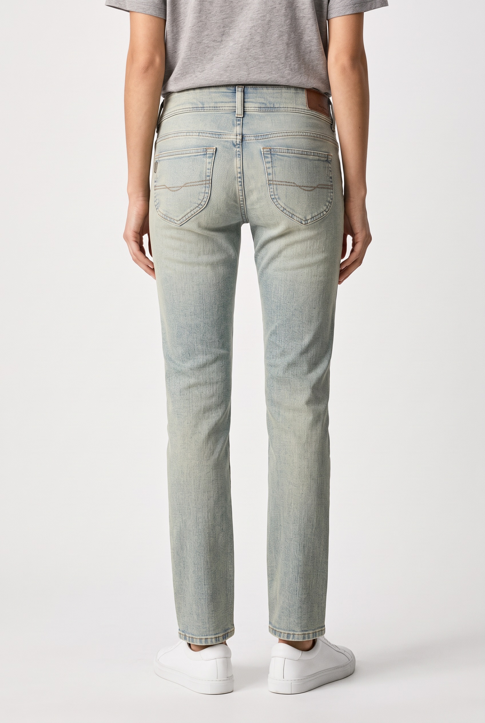 Pepe Jeans Slim-fit-Jeans »SLIM JEANS LW« mit doppeltem Knopfverschluss