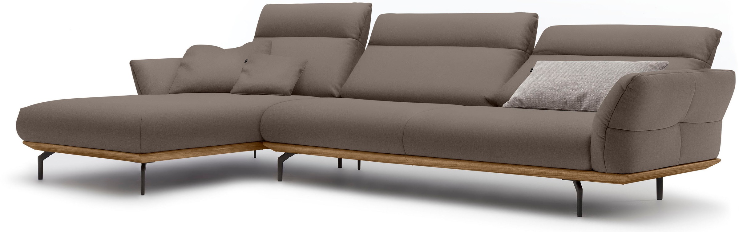 Creation BY ROLF BENZ Ecksofa »CR.460«, Sockel in Nussbaum, Winkelfüße in Umbragrau, Breite 338 cm
