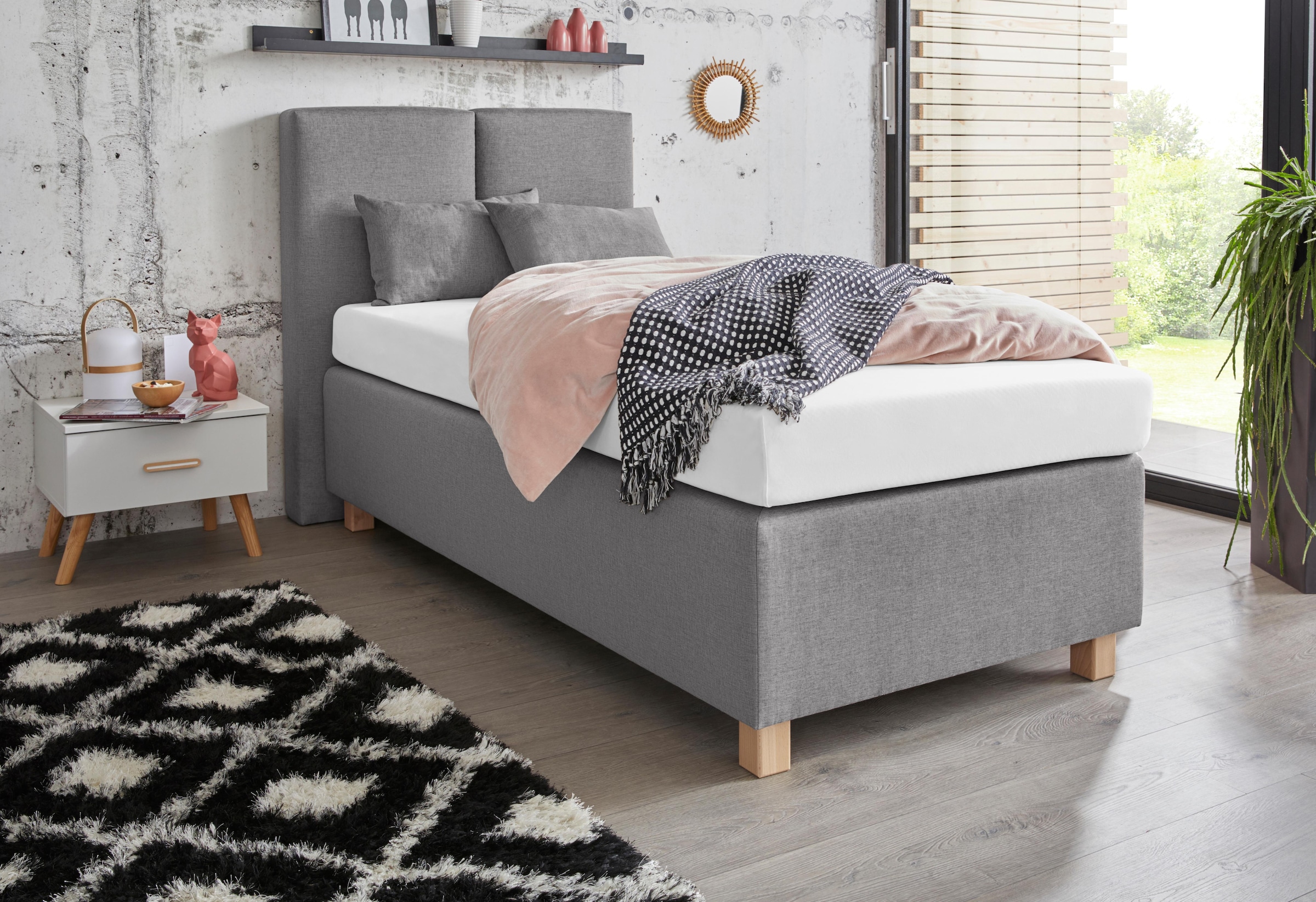 Westfalia Schlafkomfort Boxspringbett mit Zierkissen