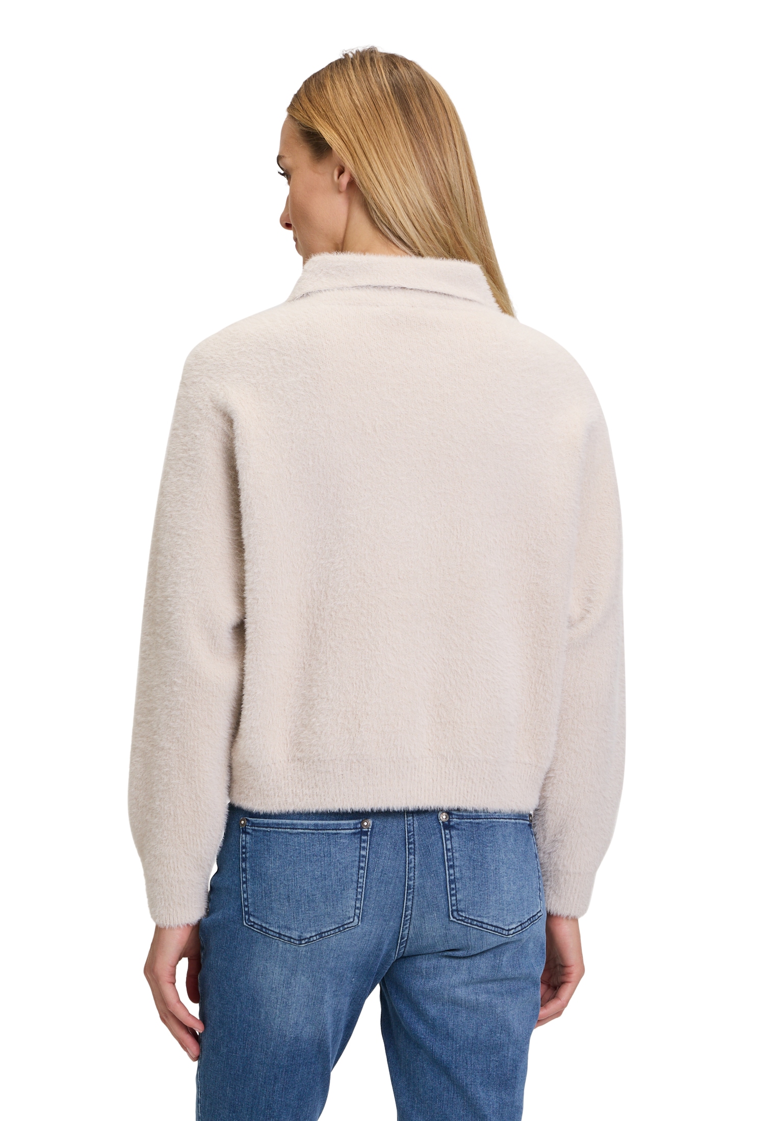 Amber & June Strickjacke »Amber & June Winter-Strickjacke mit aufgesetzter Brusttasche«, Taschen
