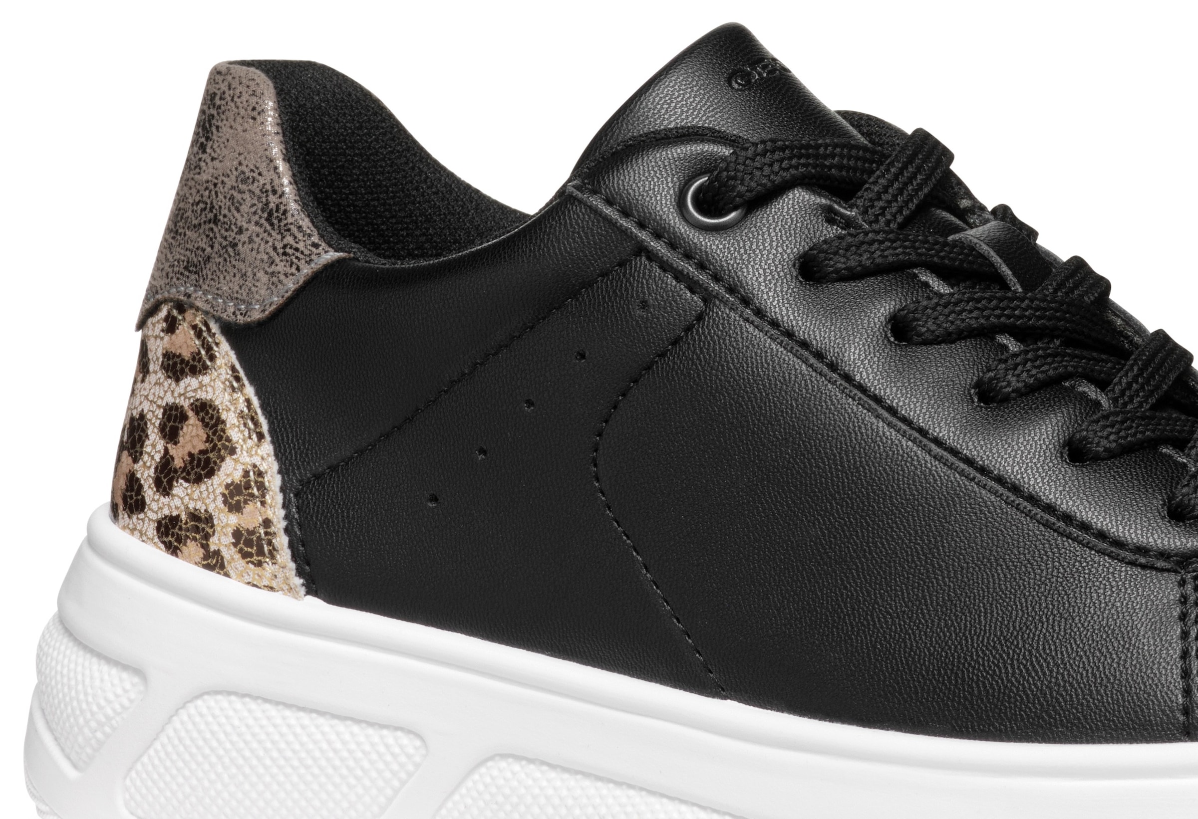 Geox Sneaker »D LJUBA A«, Chunky Sneaker, Plateau Sneaker, Freizeitschuh mit Plateausohle