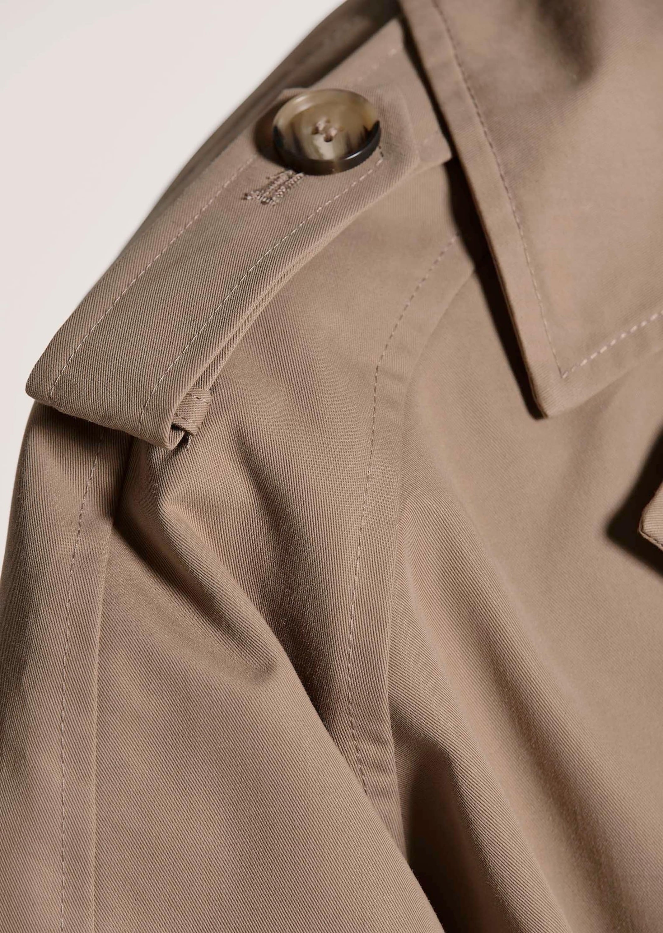 MADELEINE Kurzjacke »Trenchcoat Kurzjacke mit Reverskragen« Saumriegel