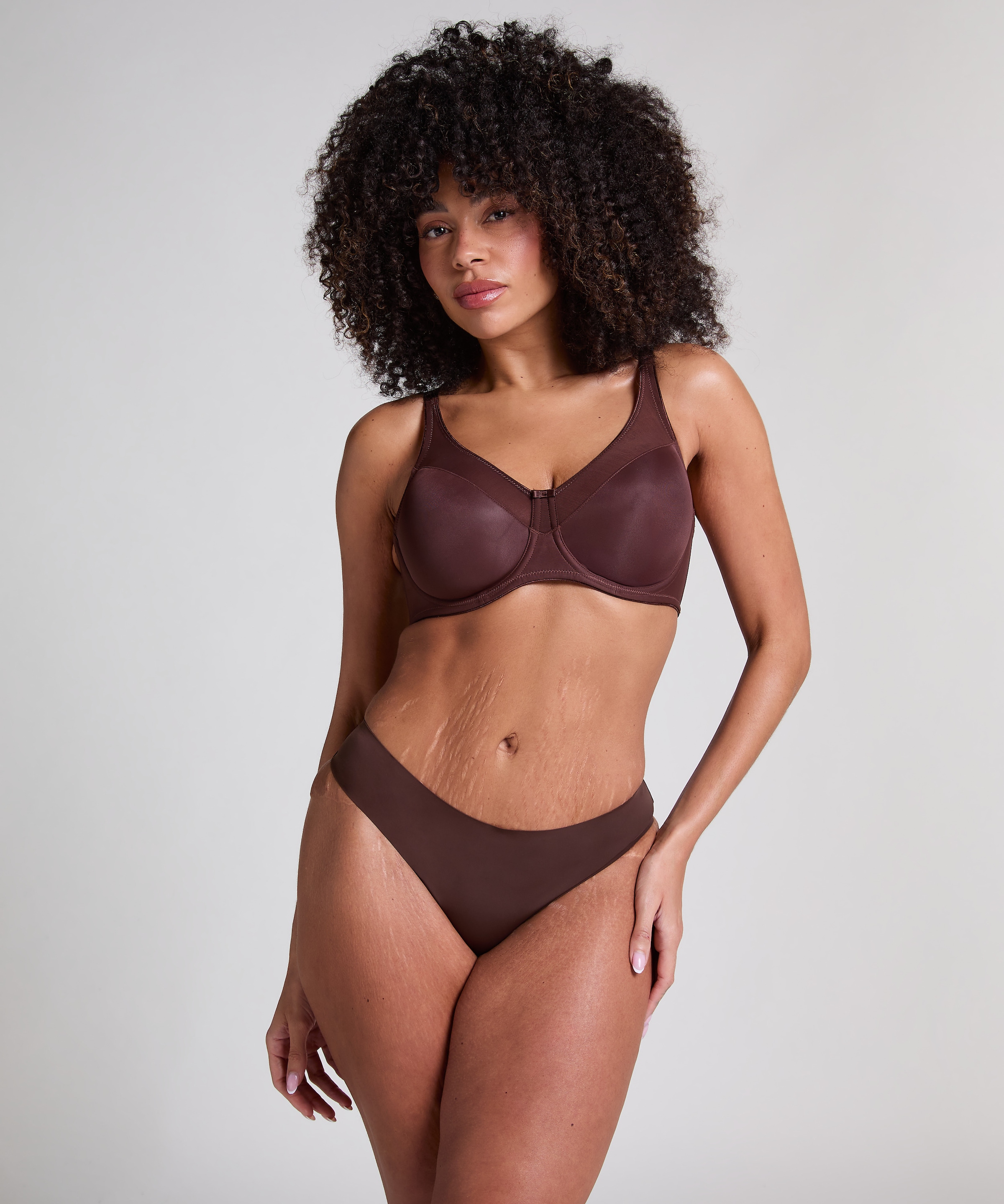Hunkemöller Bügel-BH »Nina Non-Padded Underwired Minimizer Bra«