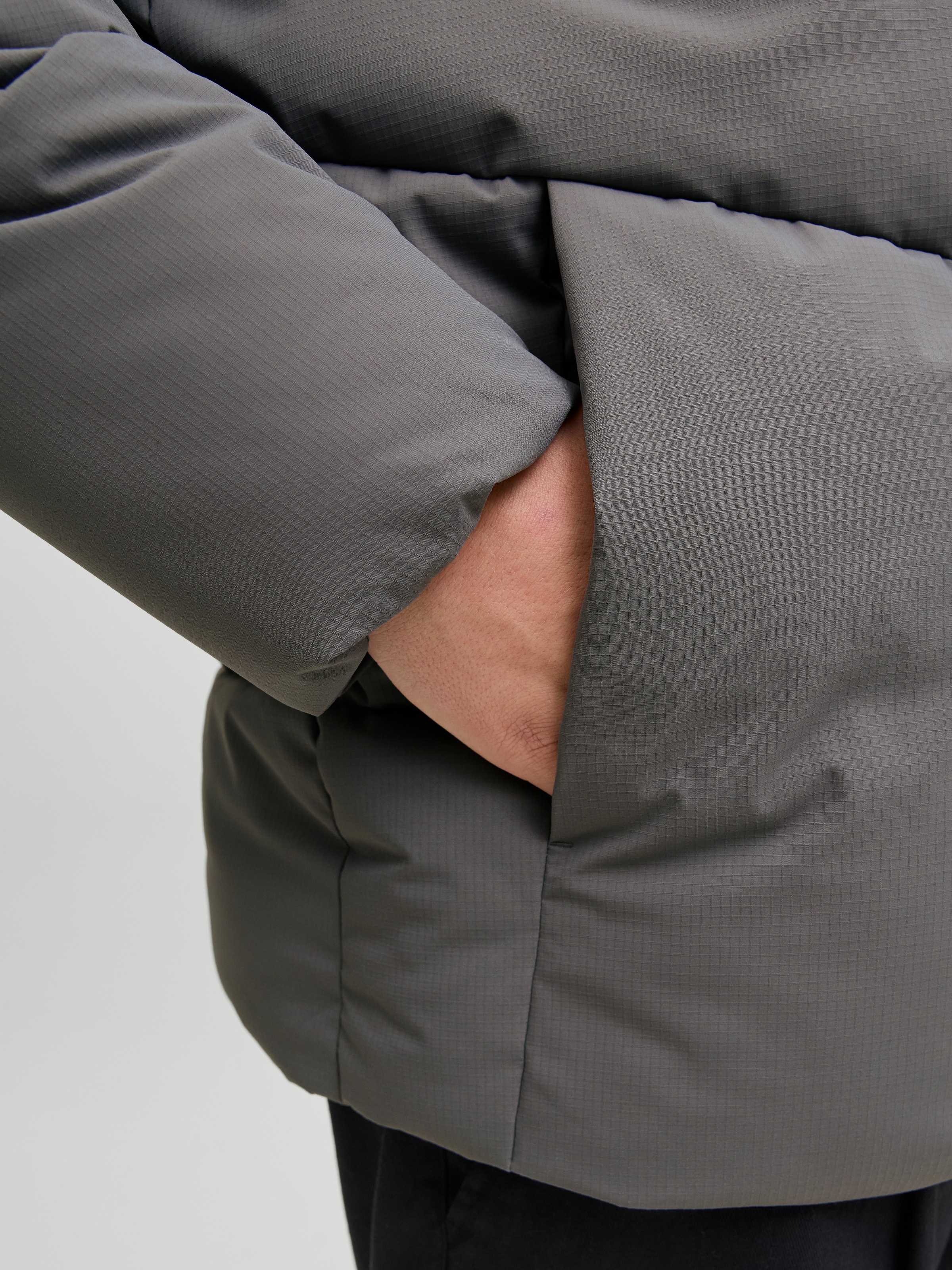 Thumbnail - Jack & Jones PlusSize Steppjacke "JJGLOBAL PUFFER JACKET PLS" mit Kapuze