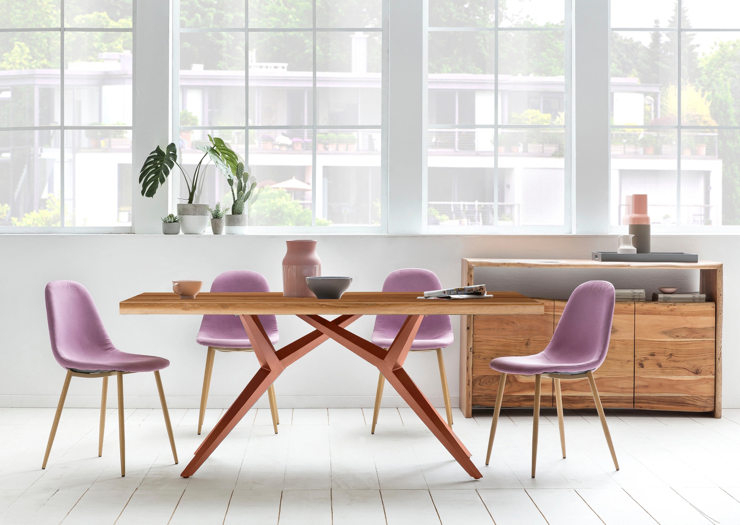 SIT Esstisch mit rustikaler Oberfläche