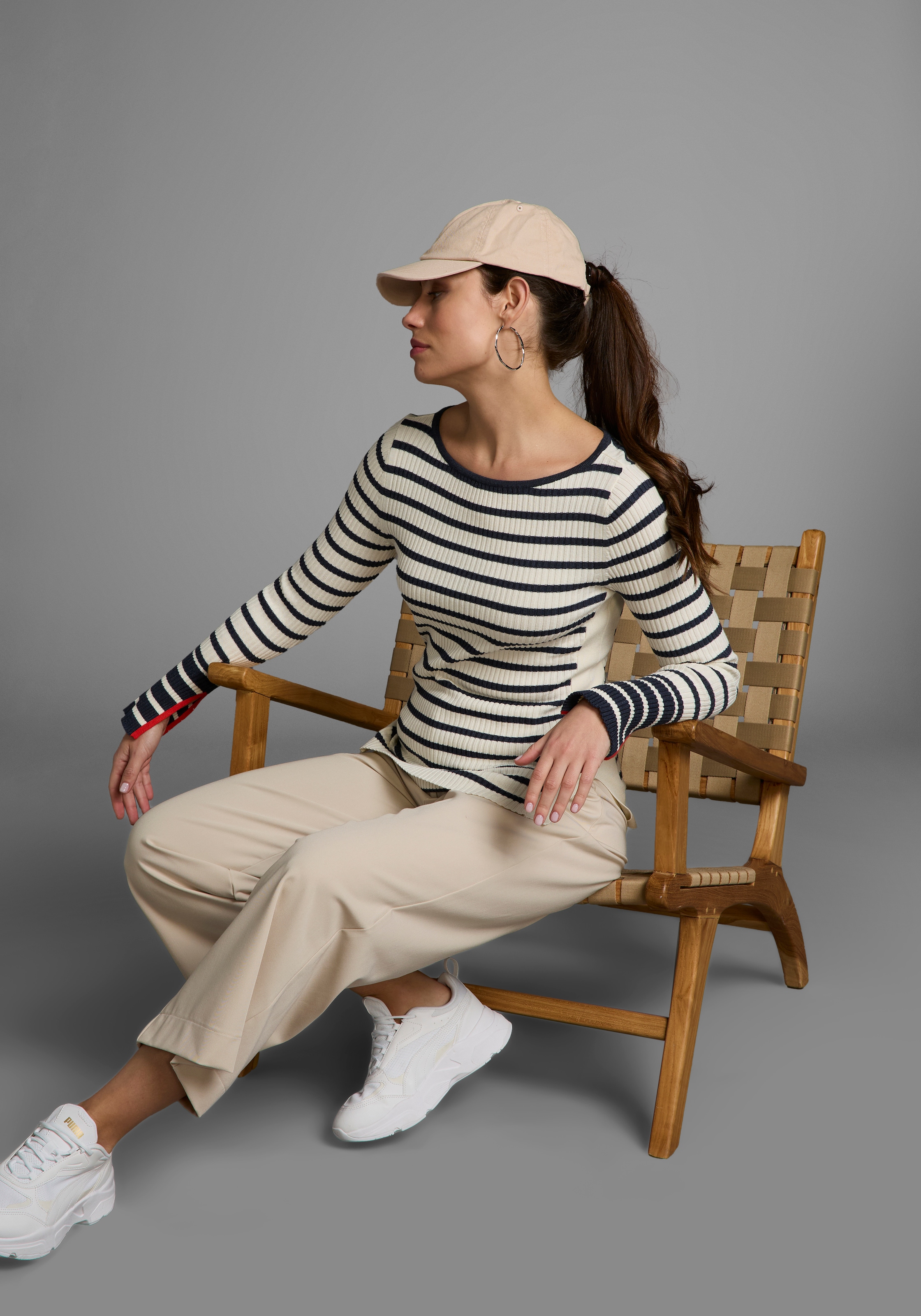 HECHTER PARIS Strickpullover, mit stilvollem Seitenschlitz