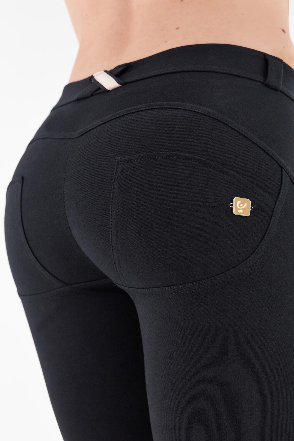 Freddy Leggings »WRUP4 SUPERSKINNY«, mit Lifting & Shaping Effekt