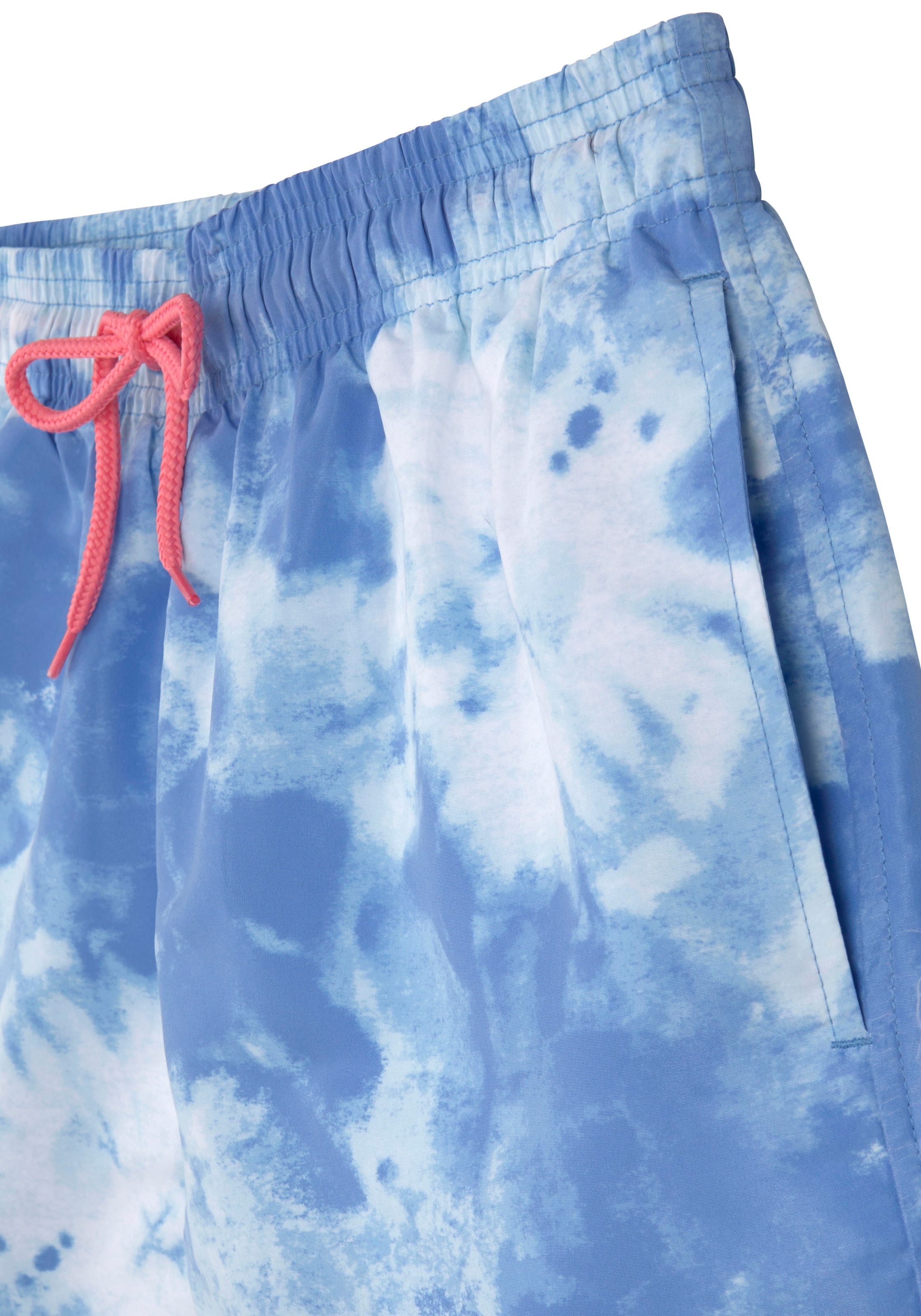 Venice Beach Badeshorts »Mat«, mit trendigem Batikdruck