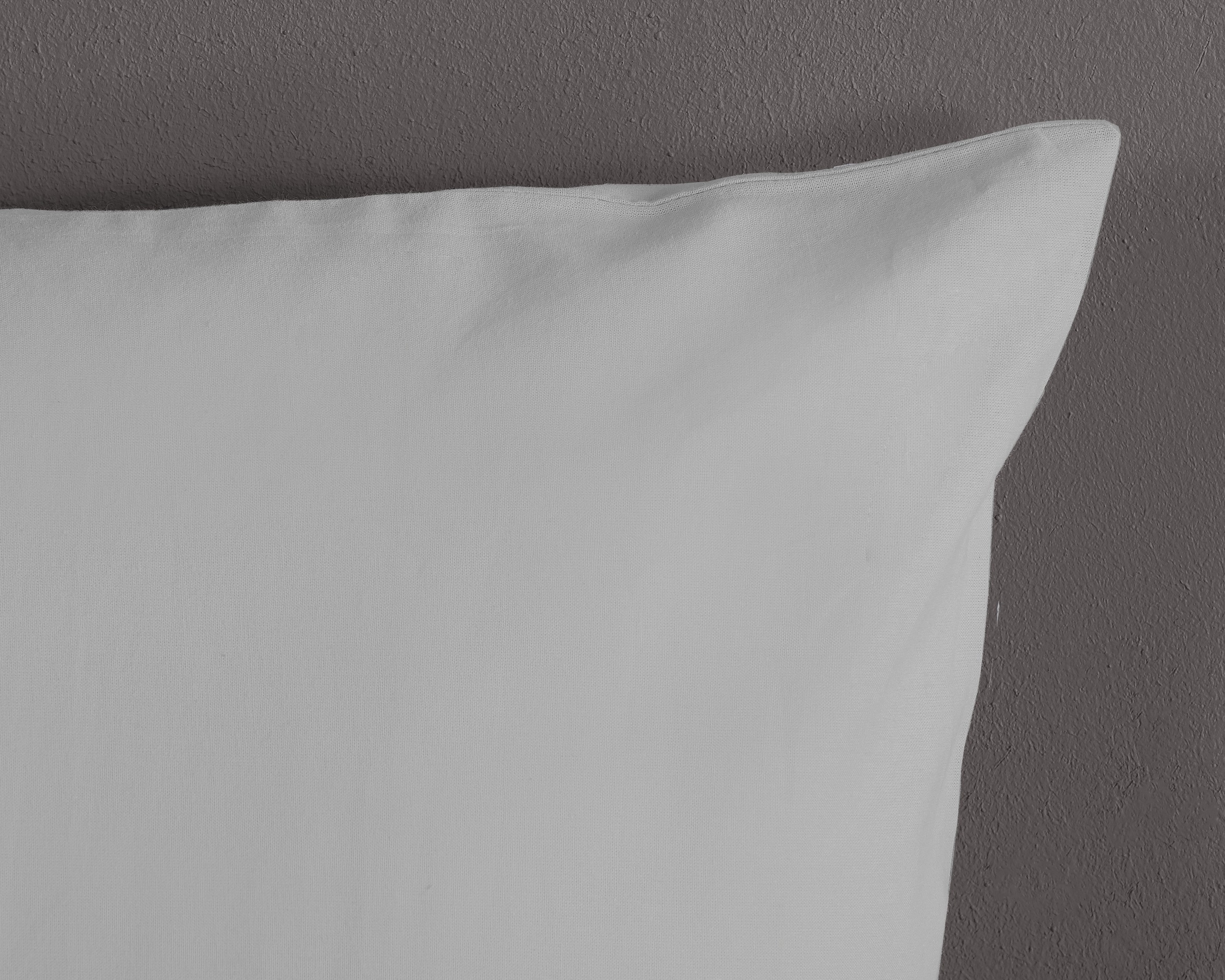 PURE luxury collection Bettwäsche »Pure uni«, Mikrofaser, Pflegeleicht, Weich, Uni, Unifarben, Reißverschluss