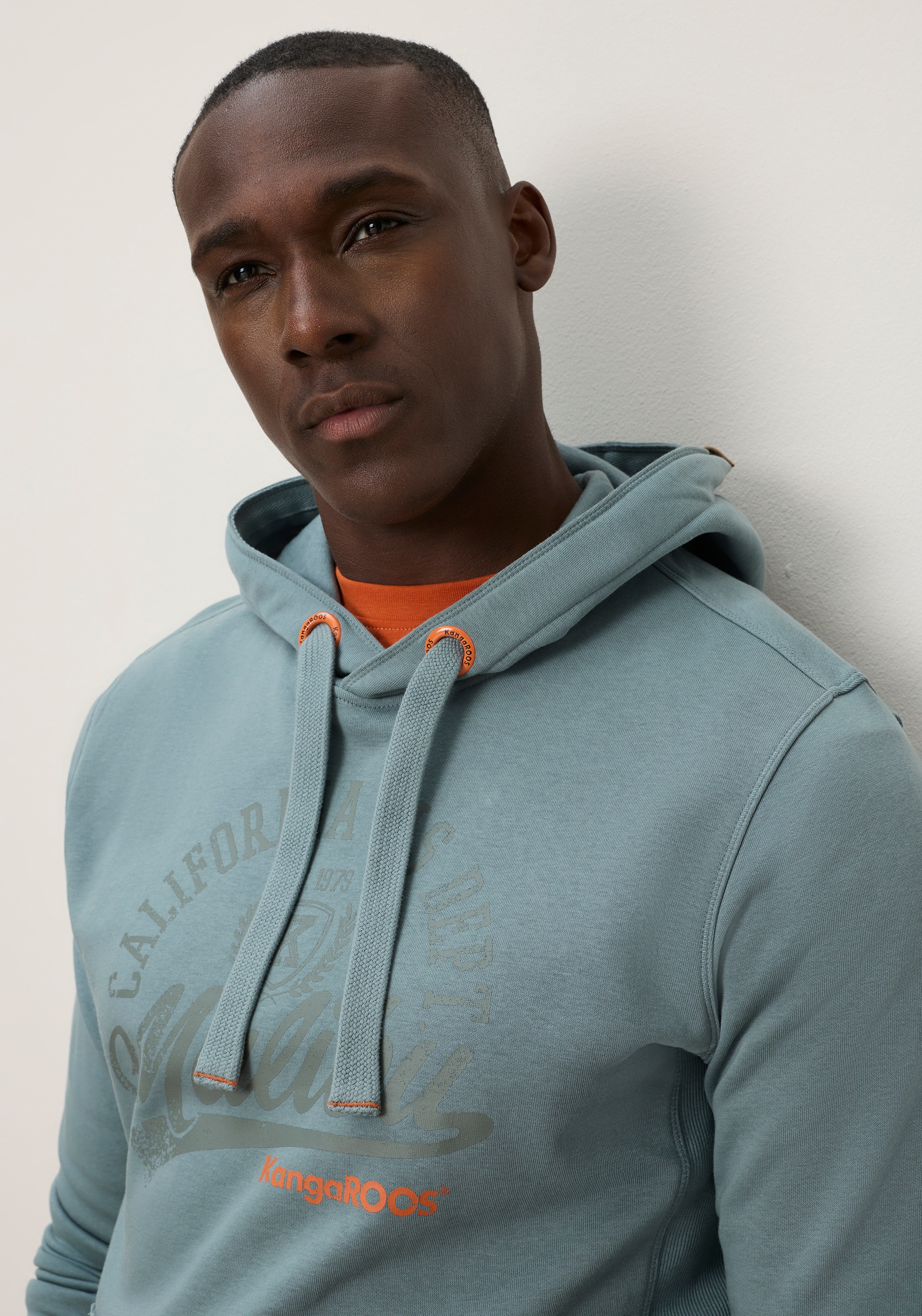KangaROOS Kapuzensweatshirt , mit Kapuze und Kordelzug, Langarm, auch in großen Größen

