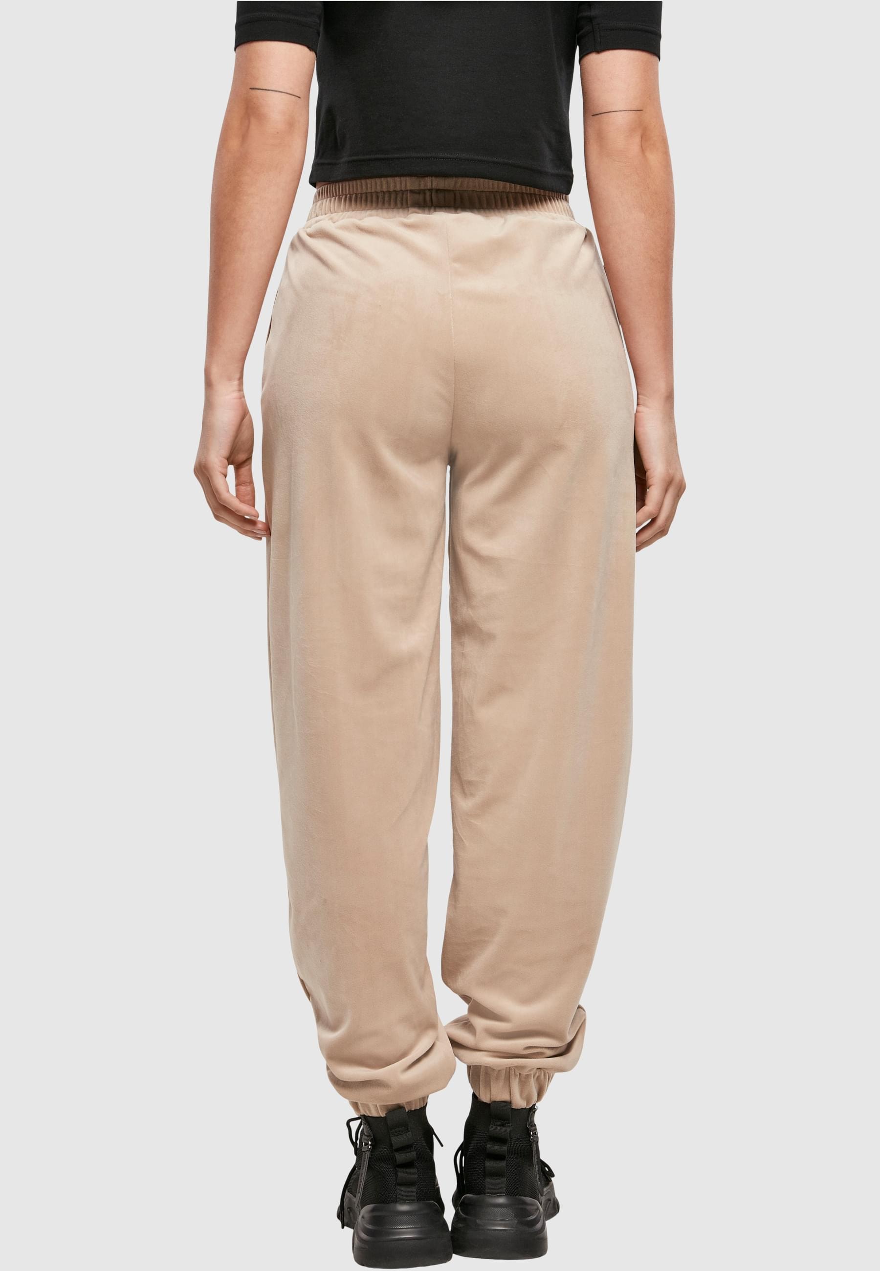URBAN CLASSICS Jogginghose »Urban Classics Damen Ladies High Waist Ballon Velvet Sweat Pants«, (1 tlg.)