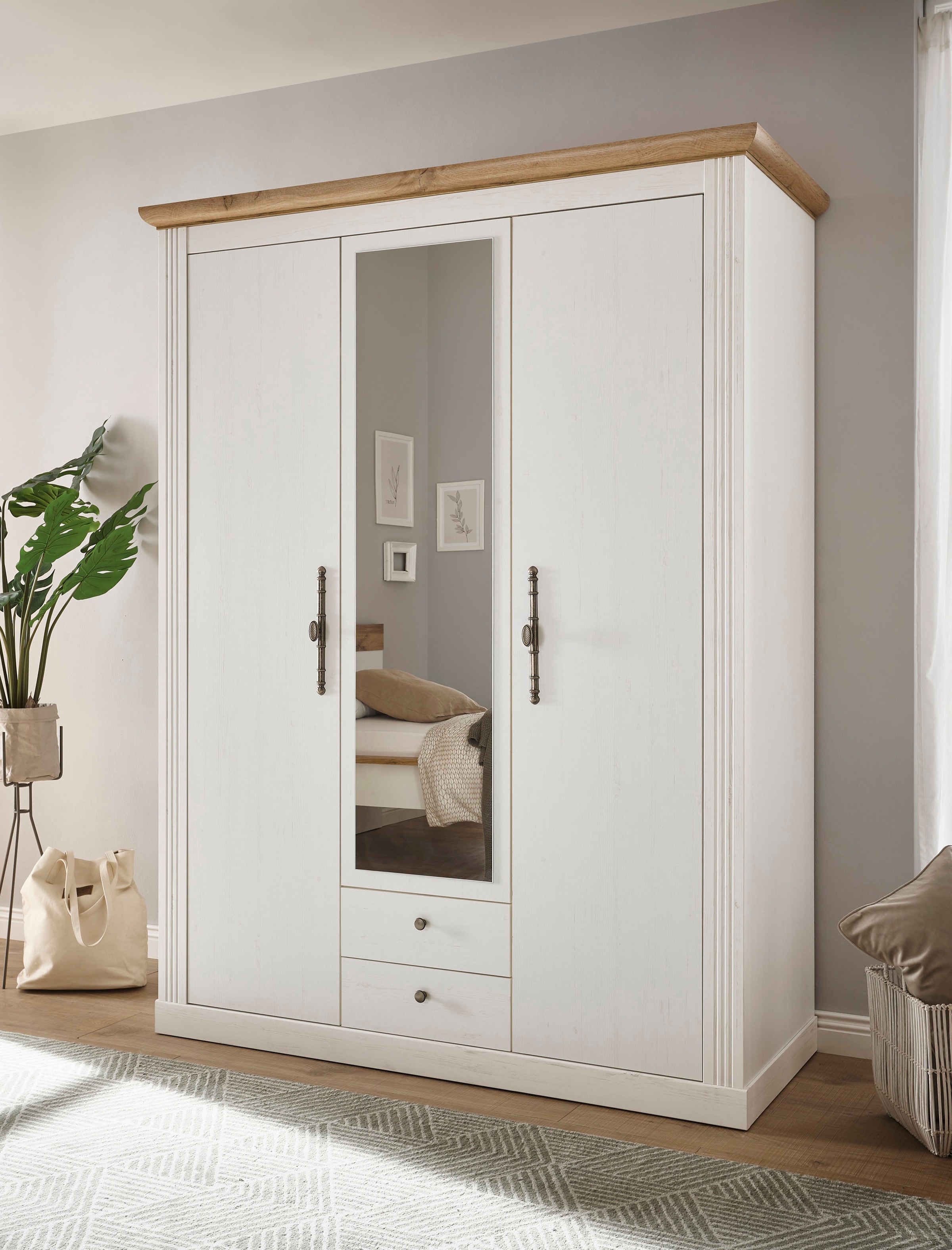 OTTO home Kleiderschrank "WESTMINSTER Wäscheschrank in 2 Farben, Landhaussc günstig online kaufen