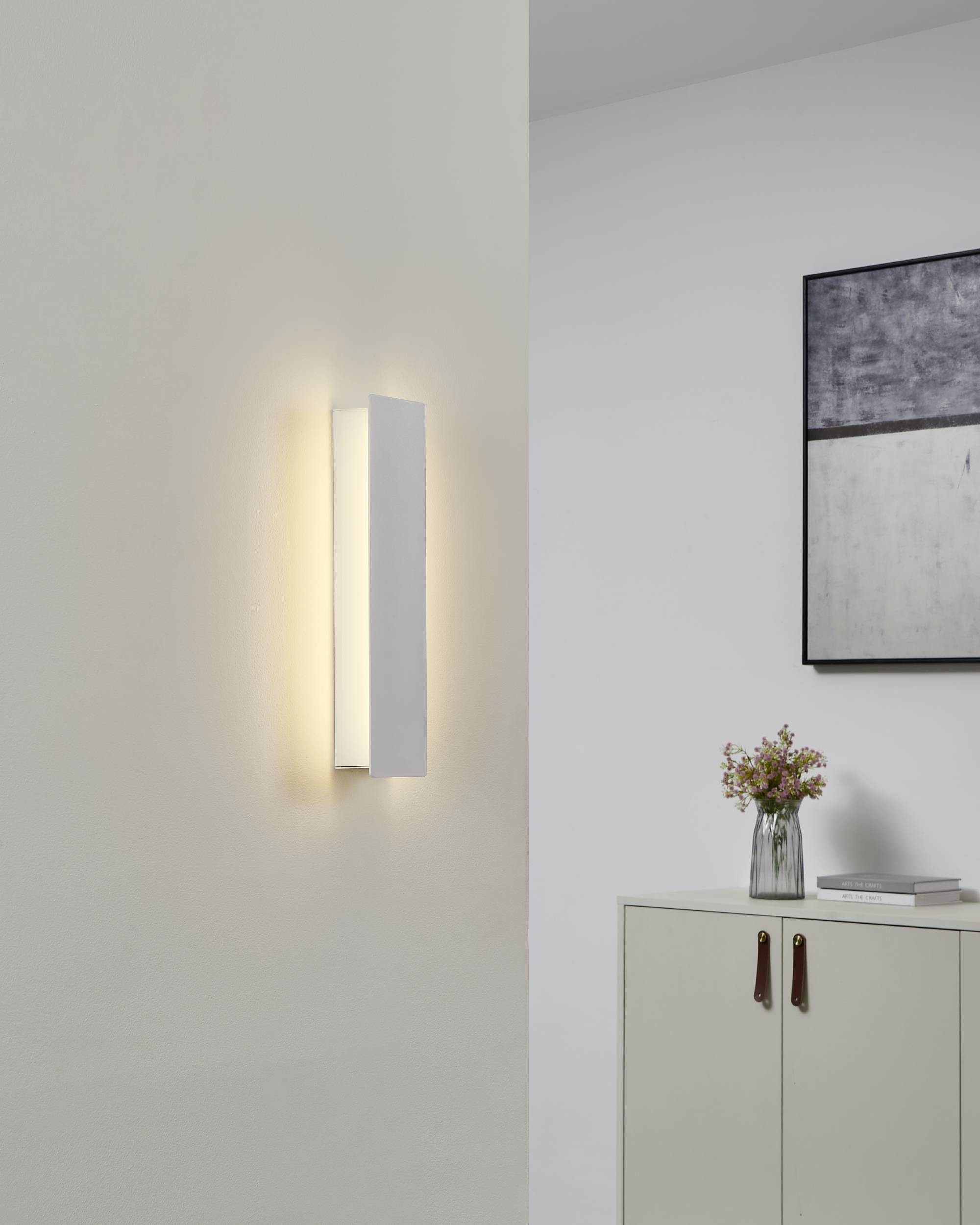 EGLO Wandleuchte »Zubialde LED Wandlampe, Wandstrahler, Aluminium und Stahl, Flurlampe« LED-Modul 1 Stk. Warmweiß Wand-/Deckenleuchte - L36 x H8 x AL5 cm - weiß - 12W inkl.