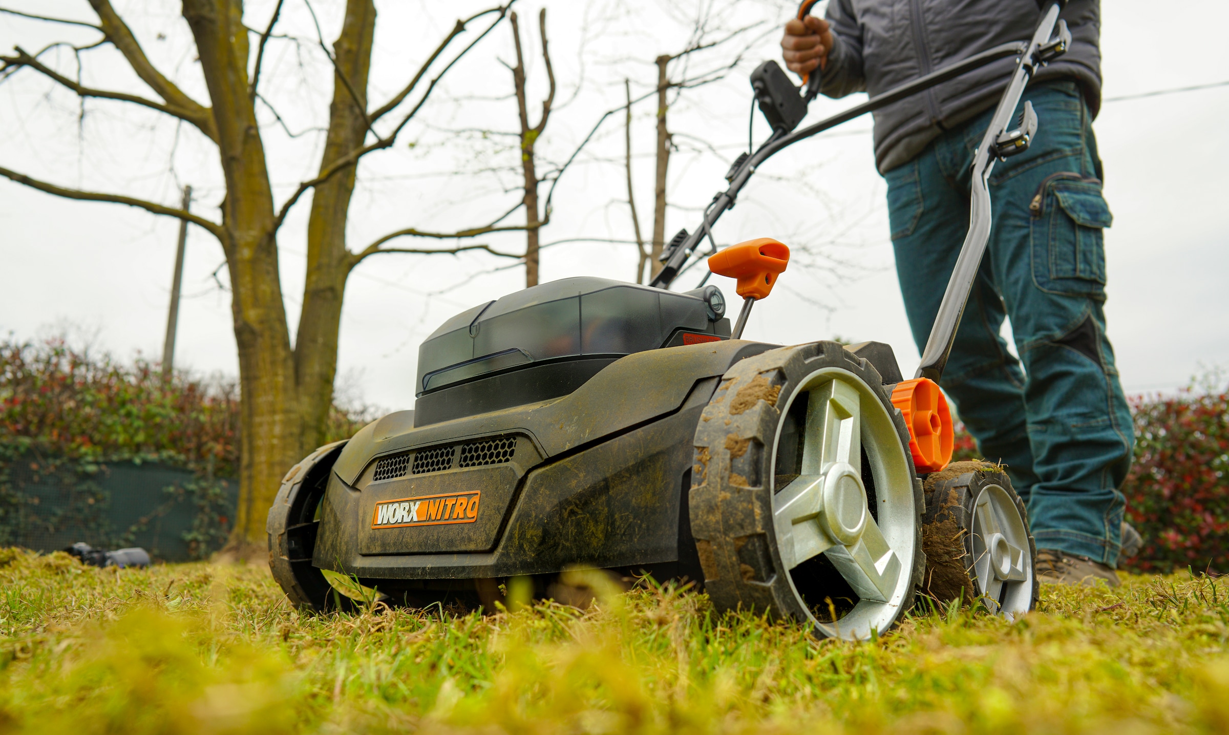 Worx Akku-Vertikutierer / Lüfter »Nitro WG855E.9«, bis zu 400 m², 4 Stufen Höhenverstellung, ohne Akku und Ladegerät