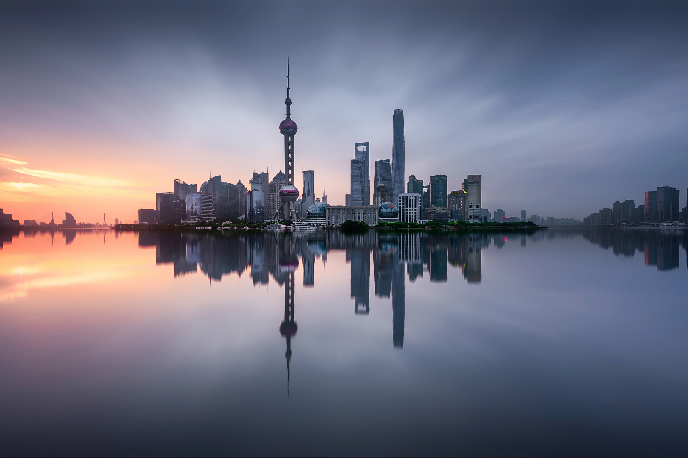 Papermoon Fototapete "Photo-Art JESUS M GARCIA, GUTEN MORGEN SHANGHAI"