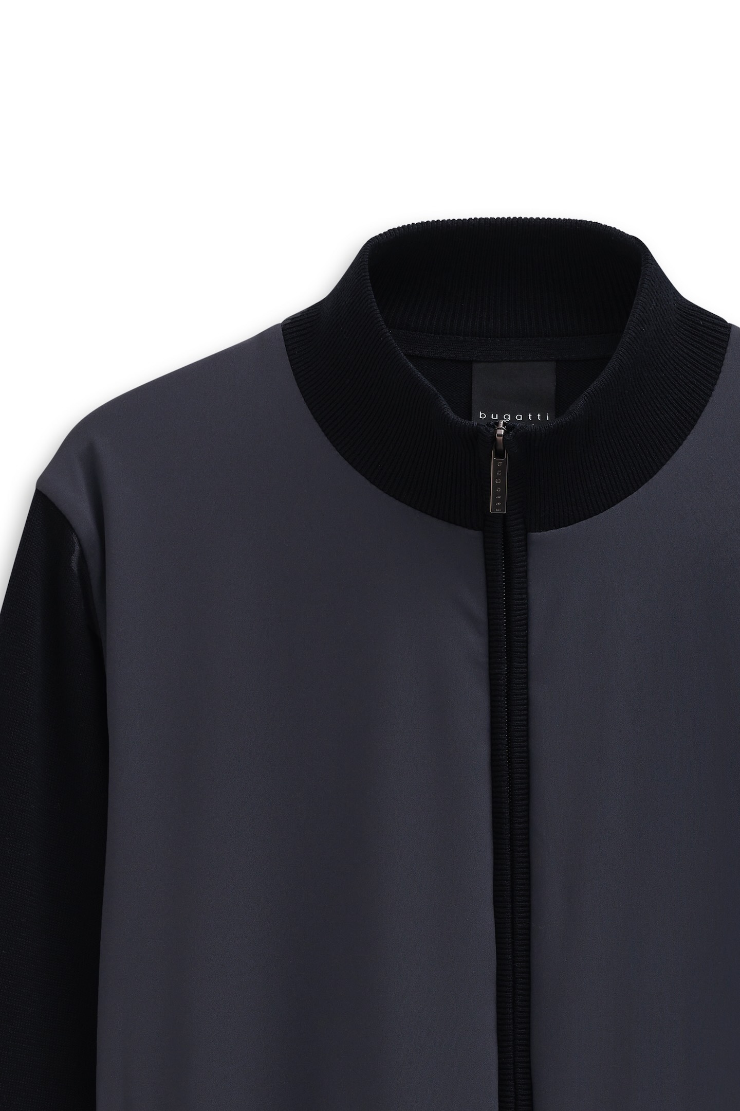bugatti Strickjacke »Regular Fit«, mit Stehkragen und Reißverschlusstaschen