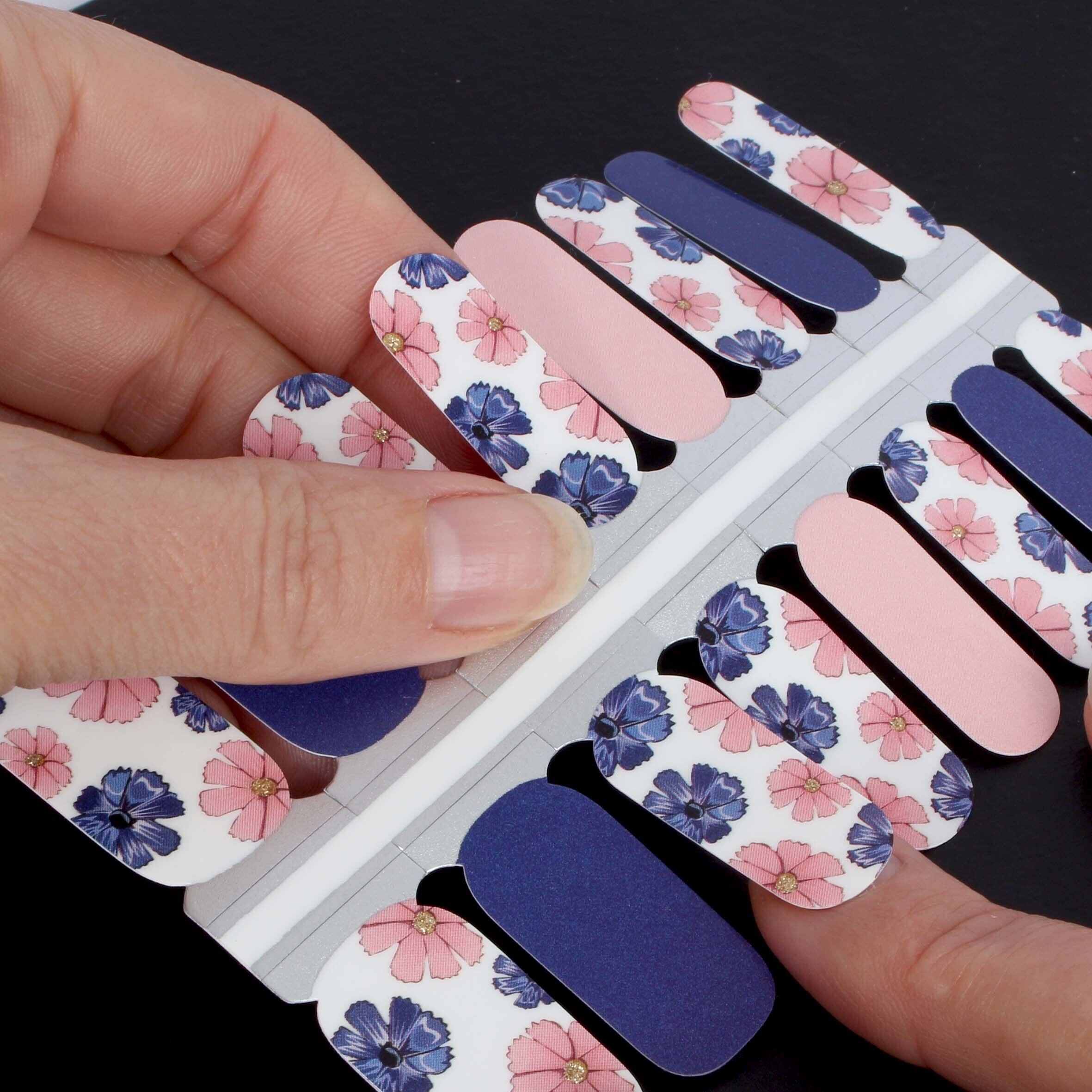 Vargu Nageldesign Zubehör »flower mood«, aus zertifizierter Produktion (SGS / SEDEX) und Material (FSC)