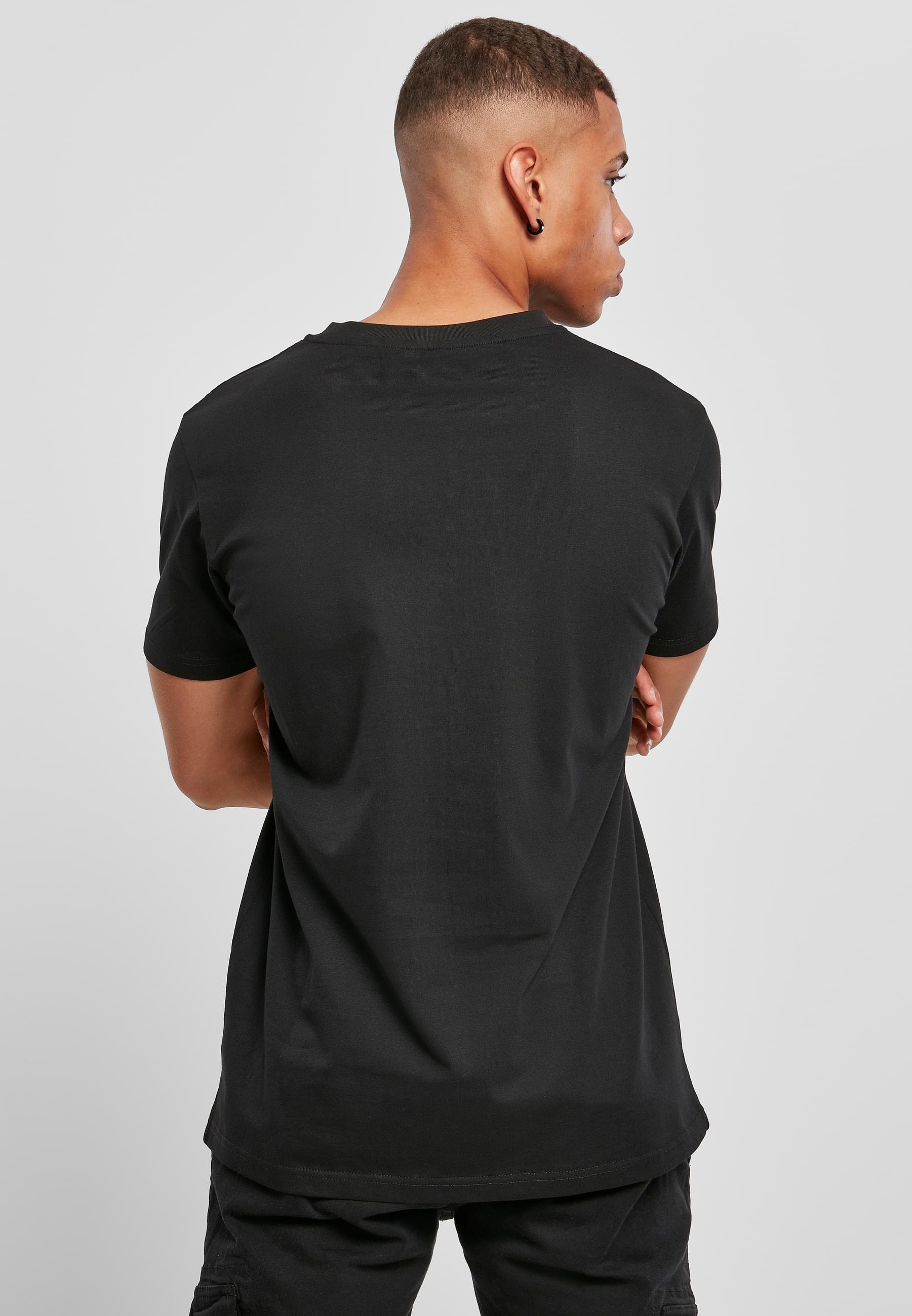 MisterTee T-Shirt »MisterTee Herren Burning BBall Tee«, (1 tlg.)