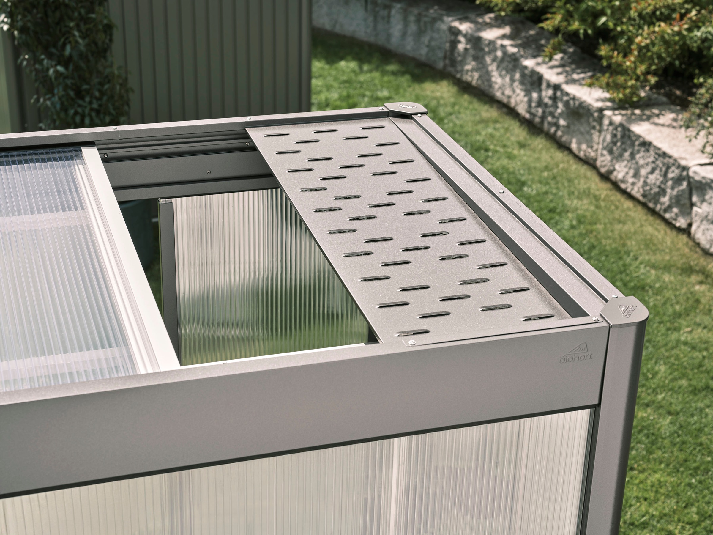 Schutzblech BIOHORT, B:50,2cm H:4,7cm L:30,2cmdunkelgrau, metallic, Stahl, Schutzbleche, "zu Gewächshaus Florentina Gr. 0,5m"