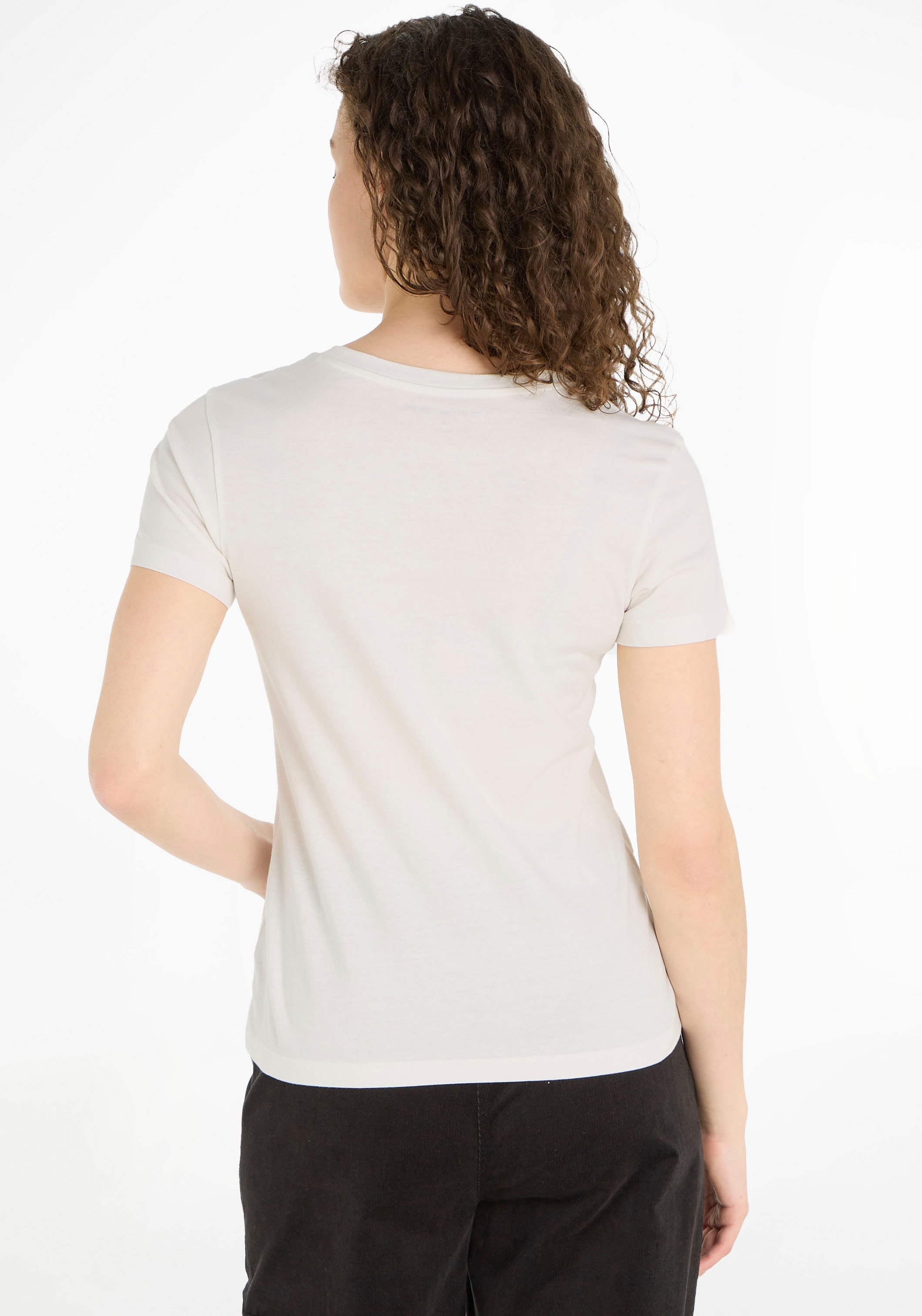 Calvin Klein Jeans Rundhalsshirt »2-PACK MONOLOGO SLIM TEE«, (Packung, 2 tlg.,  2er-Pack), mit Calvin Klein Jeans Logoprint auf der Brust online bestellen  | BAUR | T-Shirts