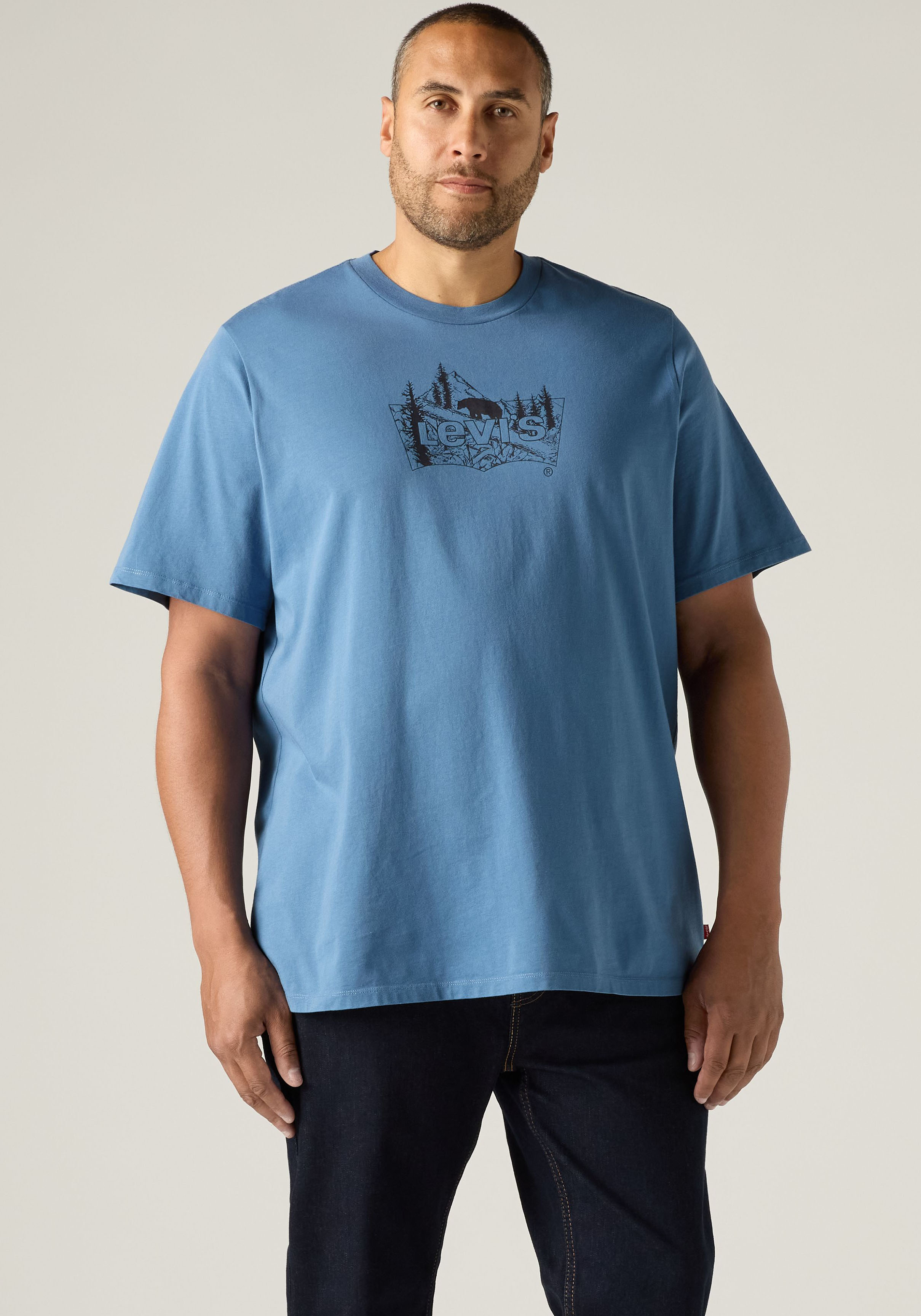 Levis Plus T-Shirt "LSE B&T BIG GRAPHIC TEE" mit Logostickerei auf der Brust