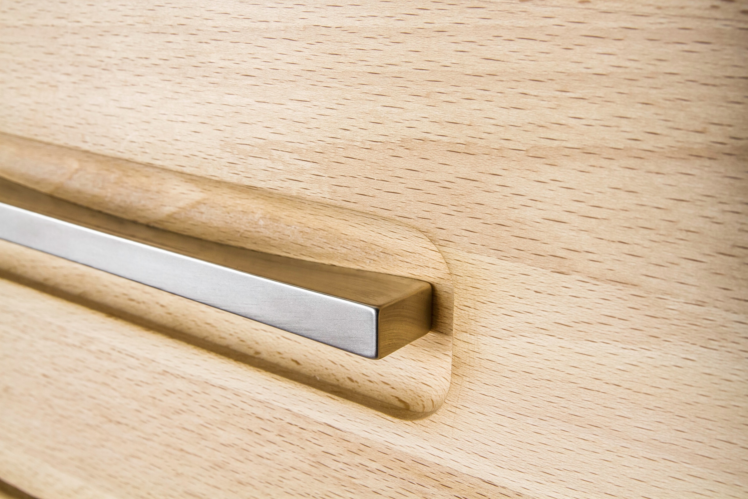 MCA living Garderobenschrank »Fenja Kommode, Schrank, Drehtürenschrank - Höhe 112 cm«, (1 St.), Massivholz, Kernbuche, 1 Tür, 1 Schubkasten, Breite 66 cm