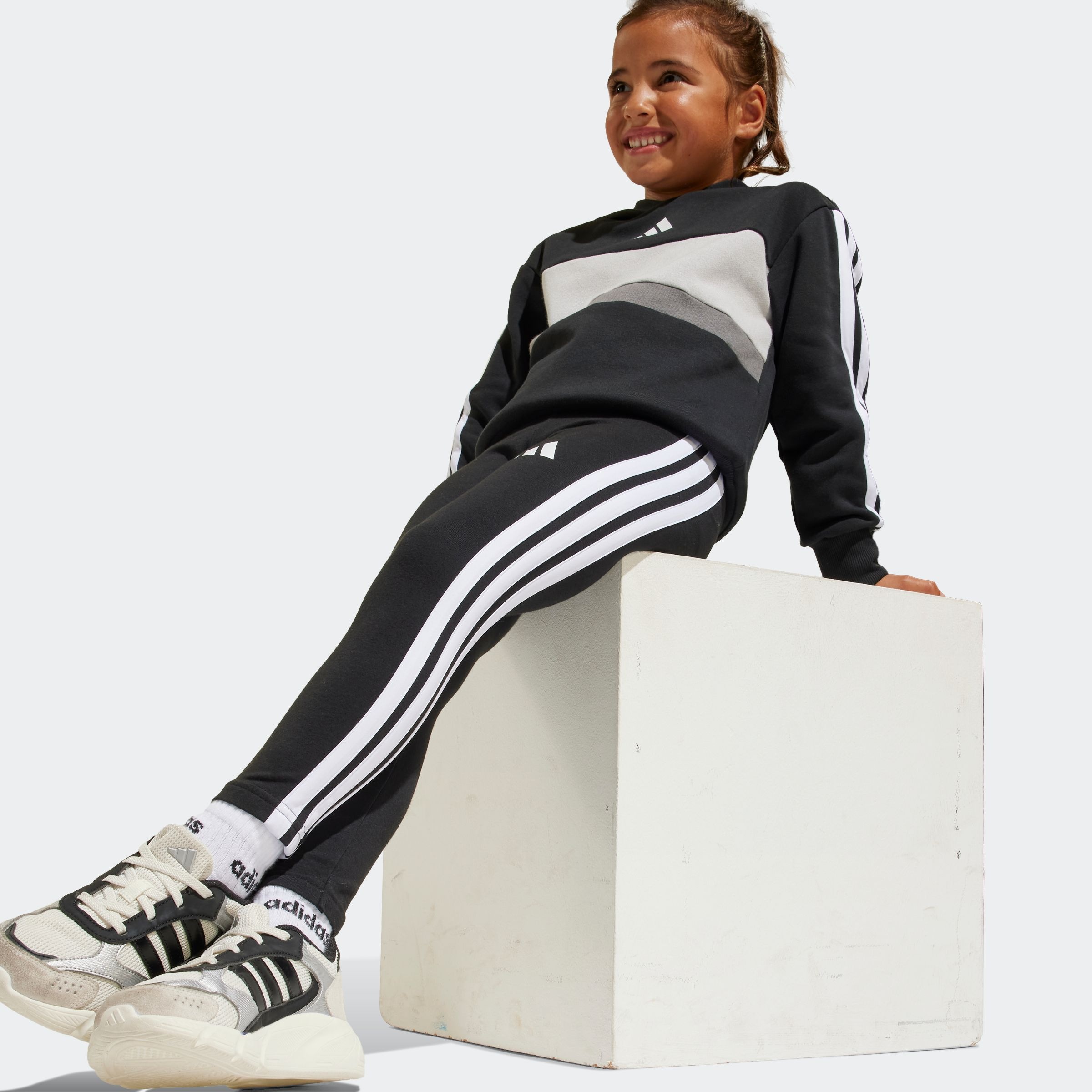 adidas Sportswear Trainingsanzug »LG 3S TIB FL ST«, (2 tlg.)