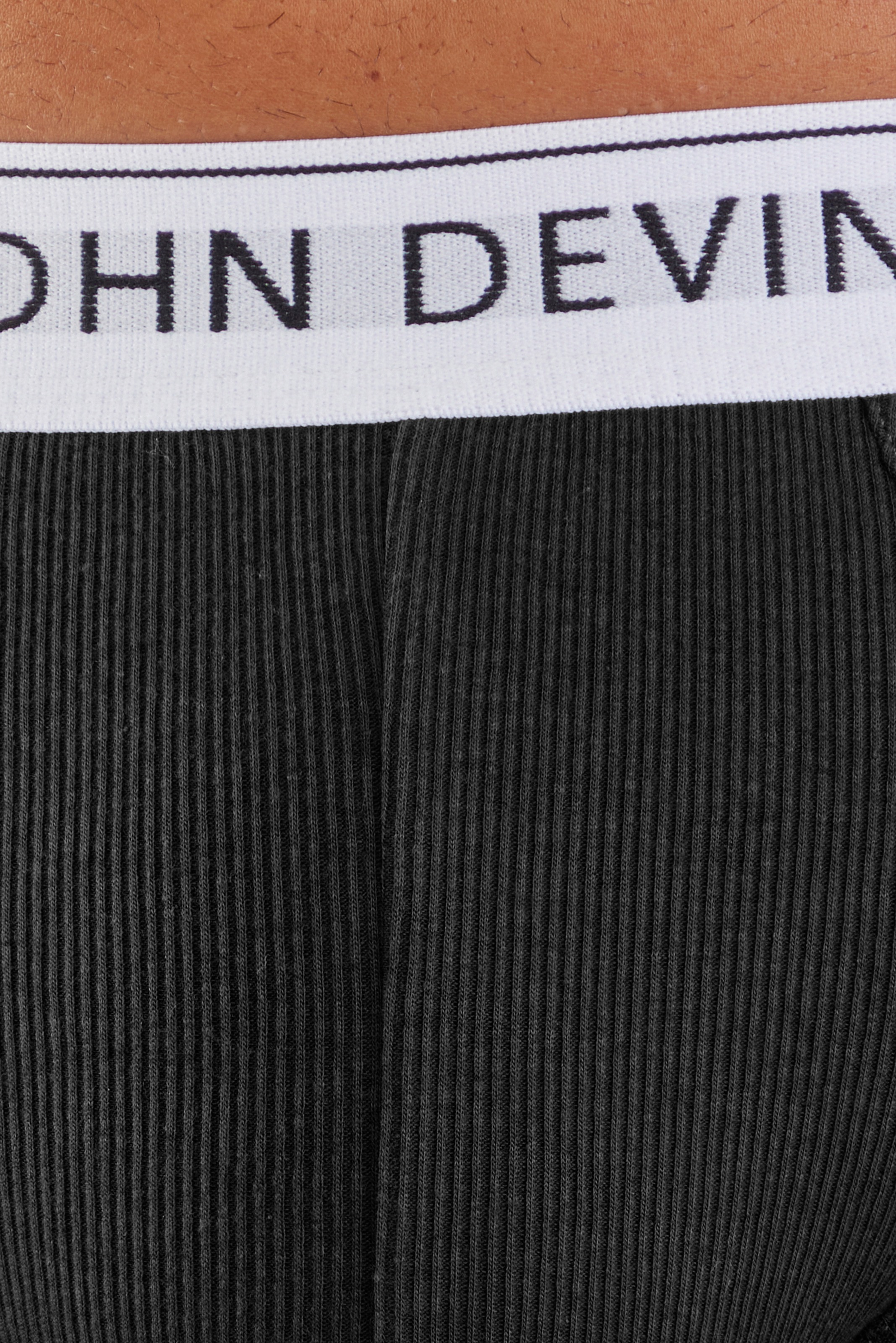 John Devin Slip Packung, 3 Stk. aus hochwertiger Baumwollmischung, mit weichem und dehnbarem Bündchen