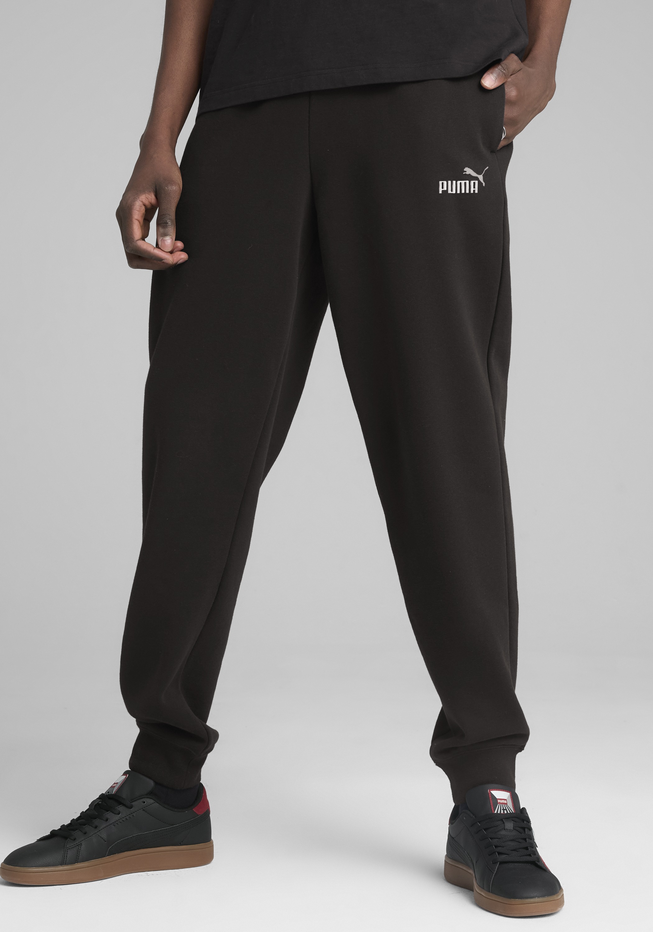 PUMA Trainingshose "ESS 2 COLOR NO 1 LOGO SWEATPANTS FL CL" Jogginghose, elastischer Bund mit innenliegendem Kordelzug