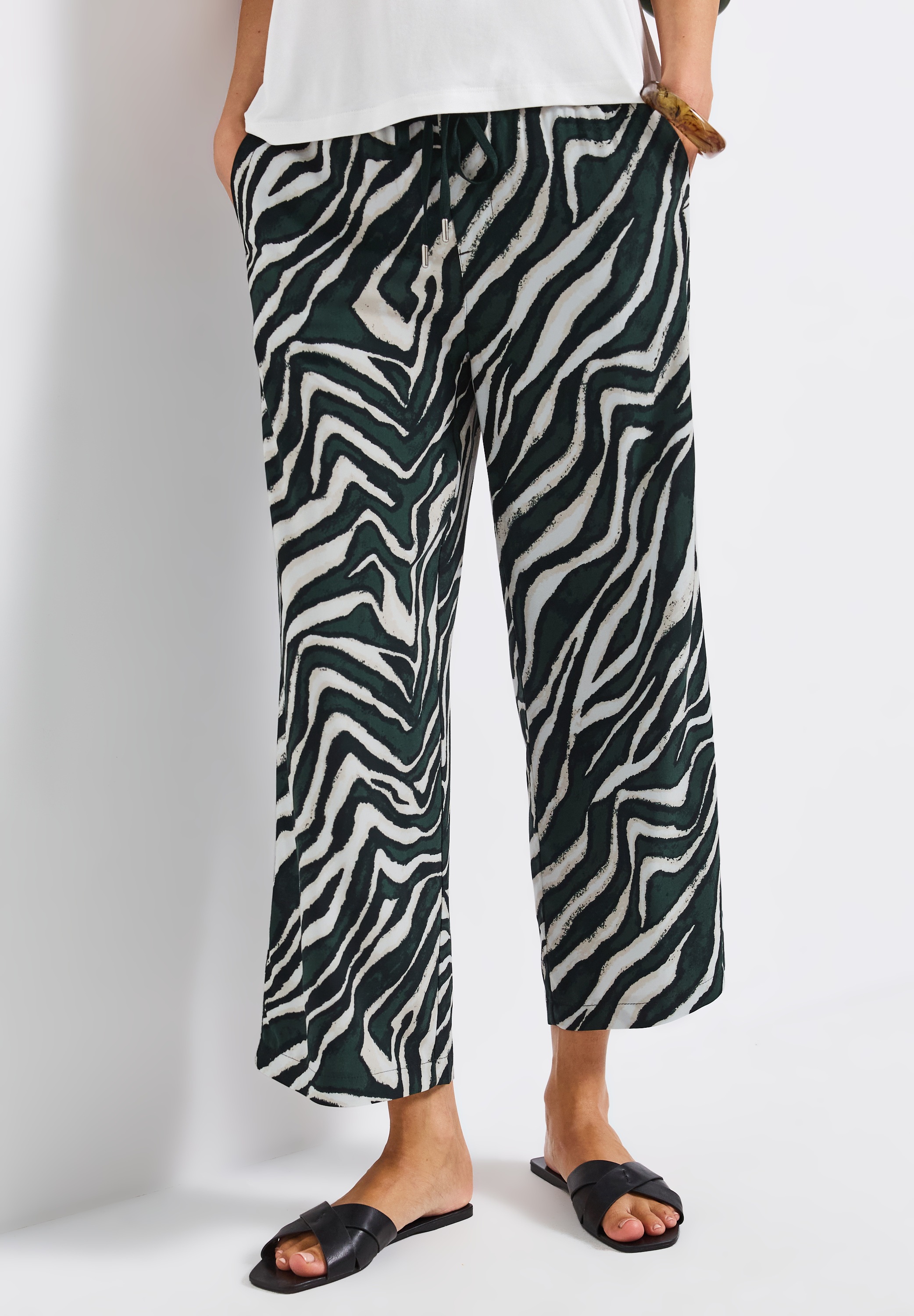 STREET ONE Stoffhose "Style Emee", mit elastischem Bund und Tunnelzug, mit günstig online kaufen