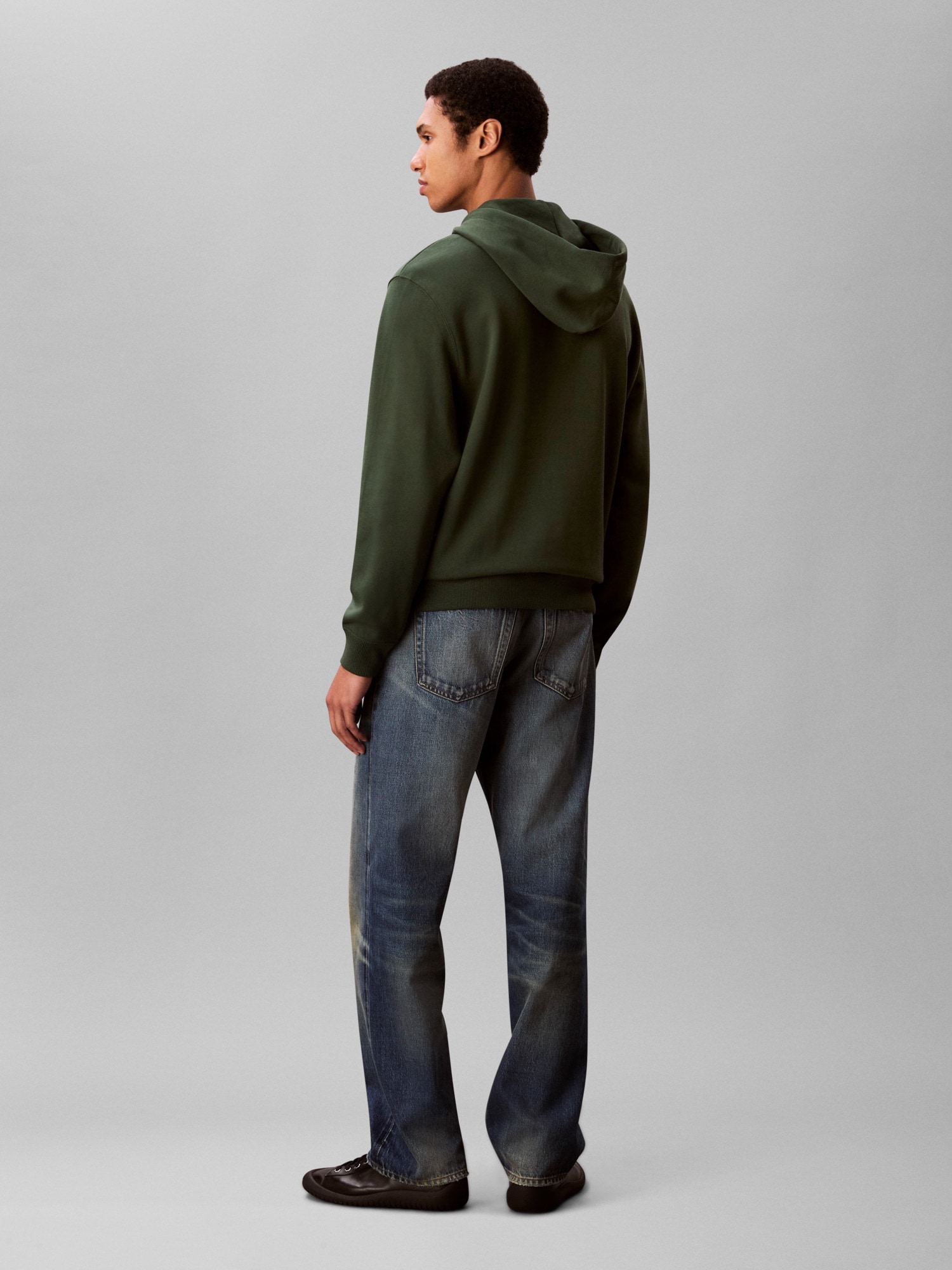 Calvin Klein Jeans Kapuzensweatshirt »400GSM TERRY BADGE HOODIE«, Mit Rundhalsausschnitt