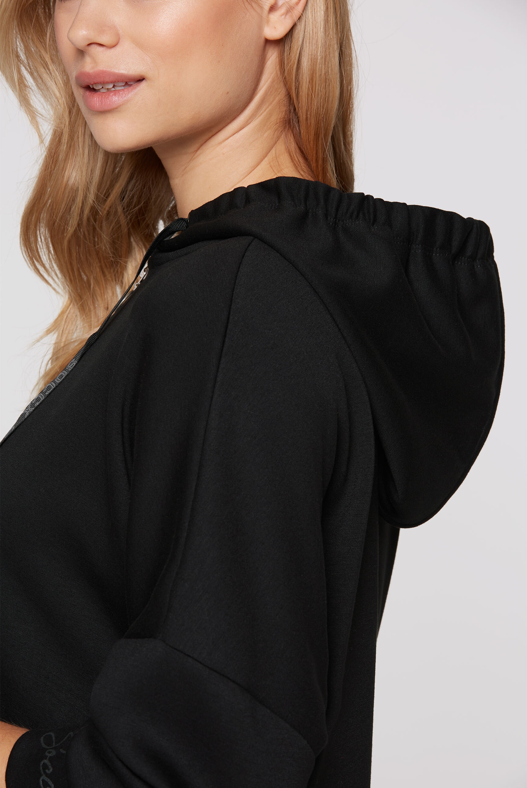 SOCCX Kapuzensweatjacke, mit überschnittenen Schultern
